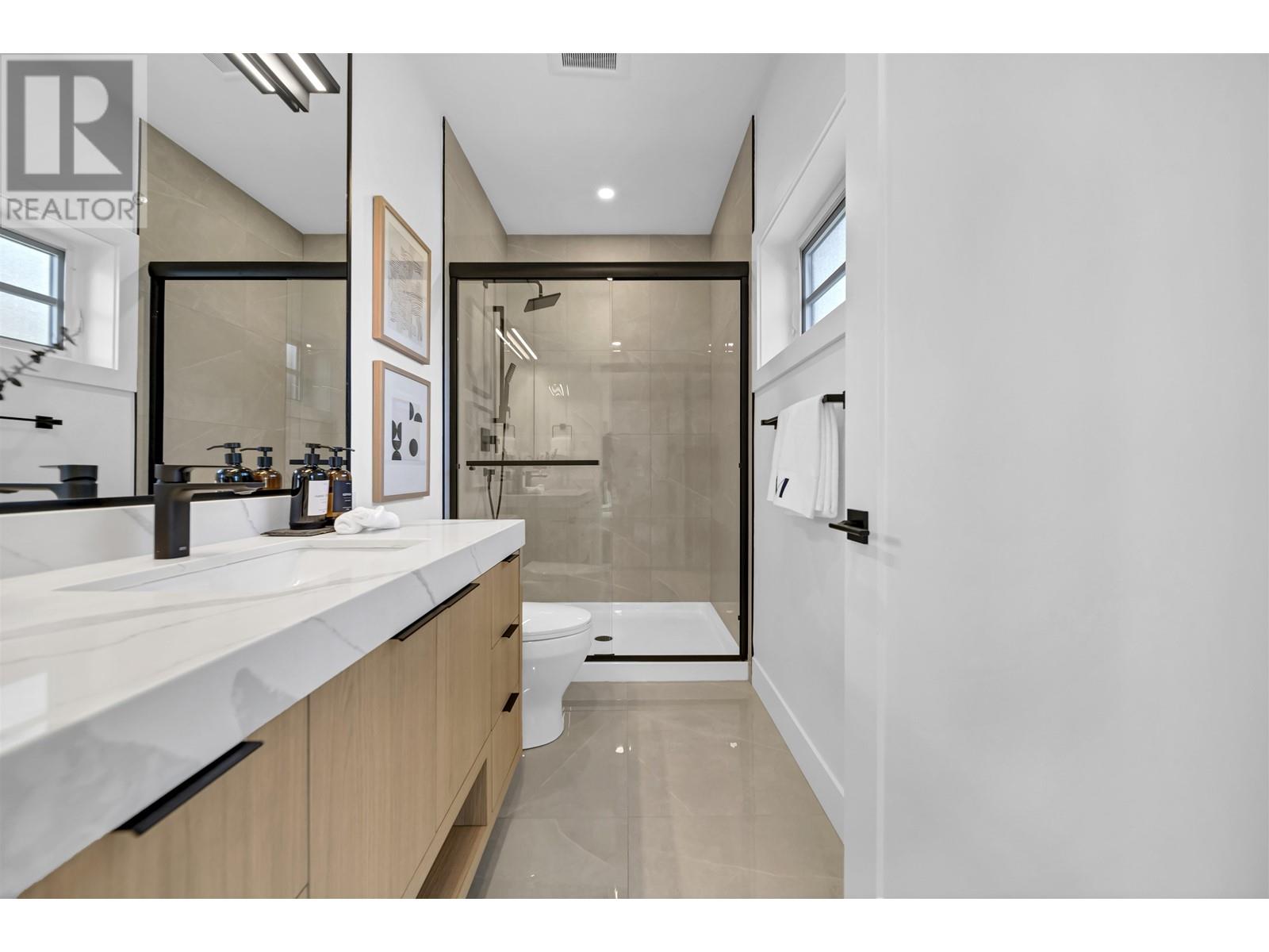 2692 E 53rd Avenue, Vancouver, British Columbia  V5S 2R9 - Photo 16 - R2980477