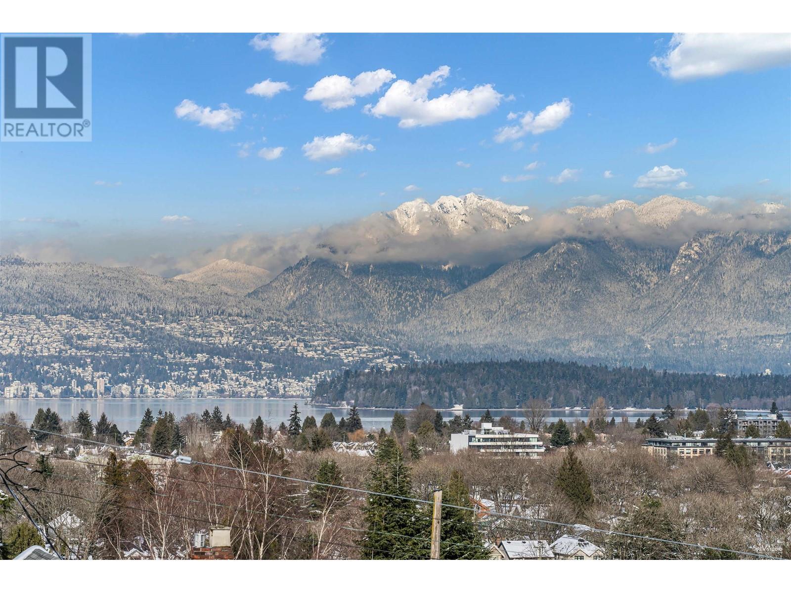 3363 W 19TH AVENUE, Vancouver, British Columbia