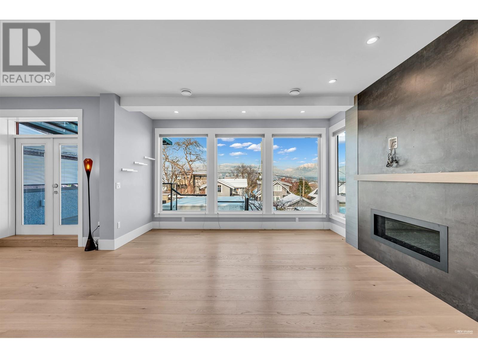 3363 W 19th Avenue, Vancouver, British Columbia  V6S 1C1 - Photo 2 - R2980330