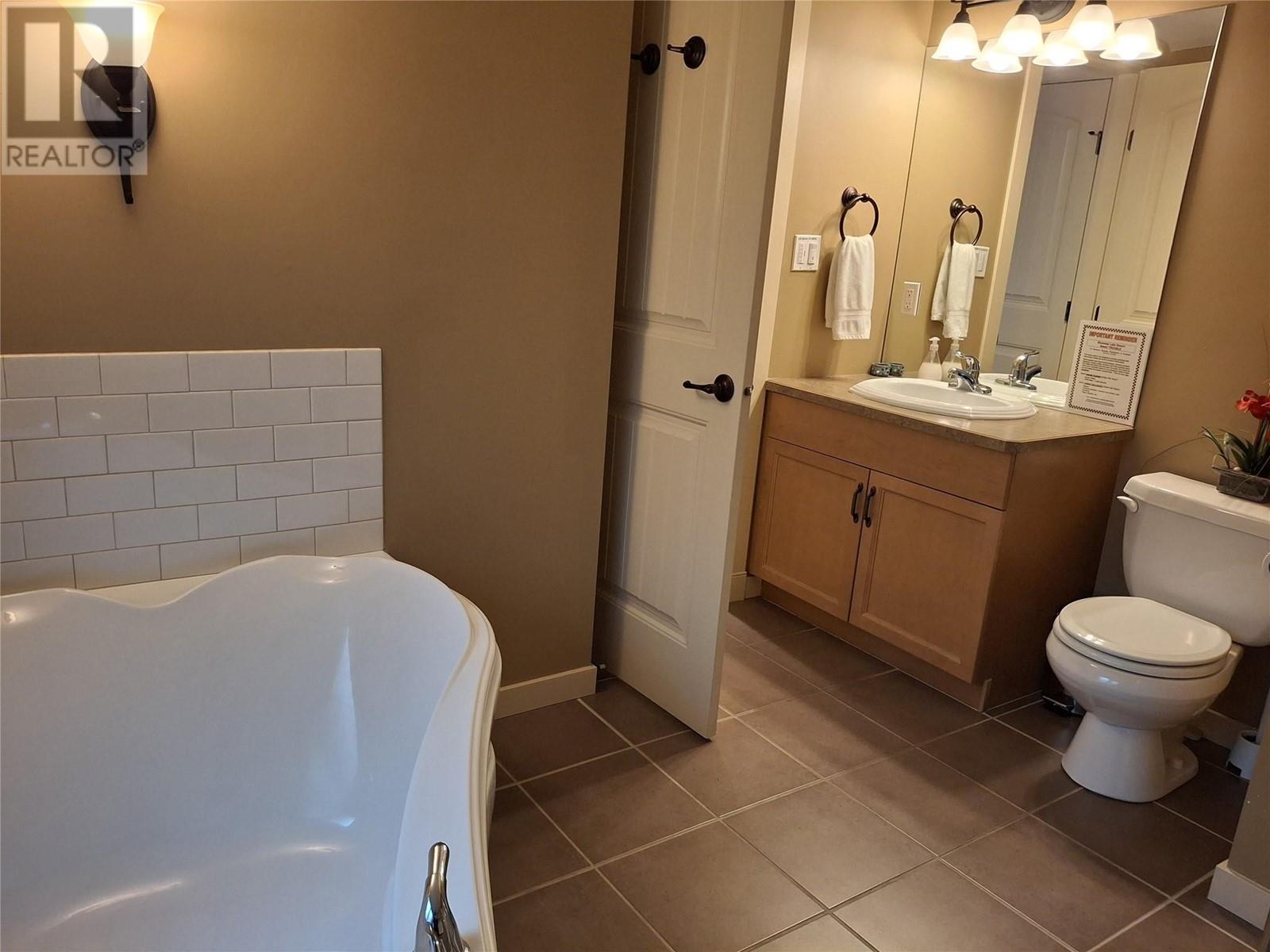 1134 Pine Grove Road Unit# 29, Scotch Creek, British Columbia  V0E 1M5 - Photo 18 - 10339837