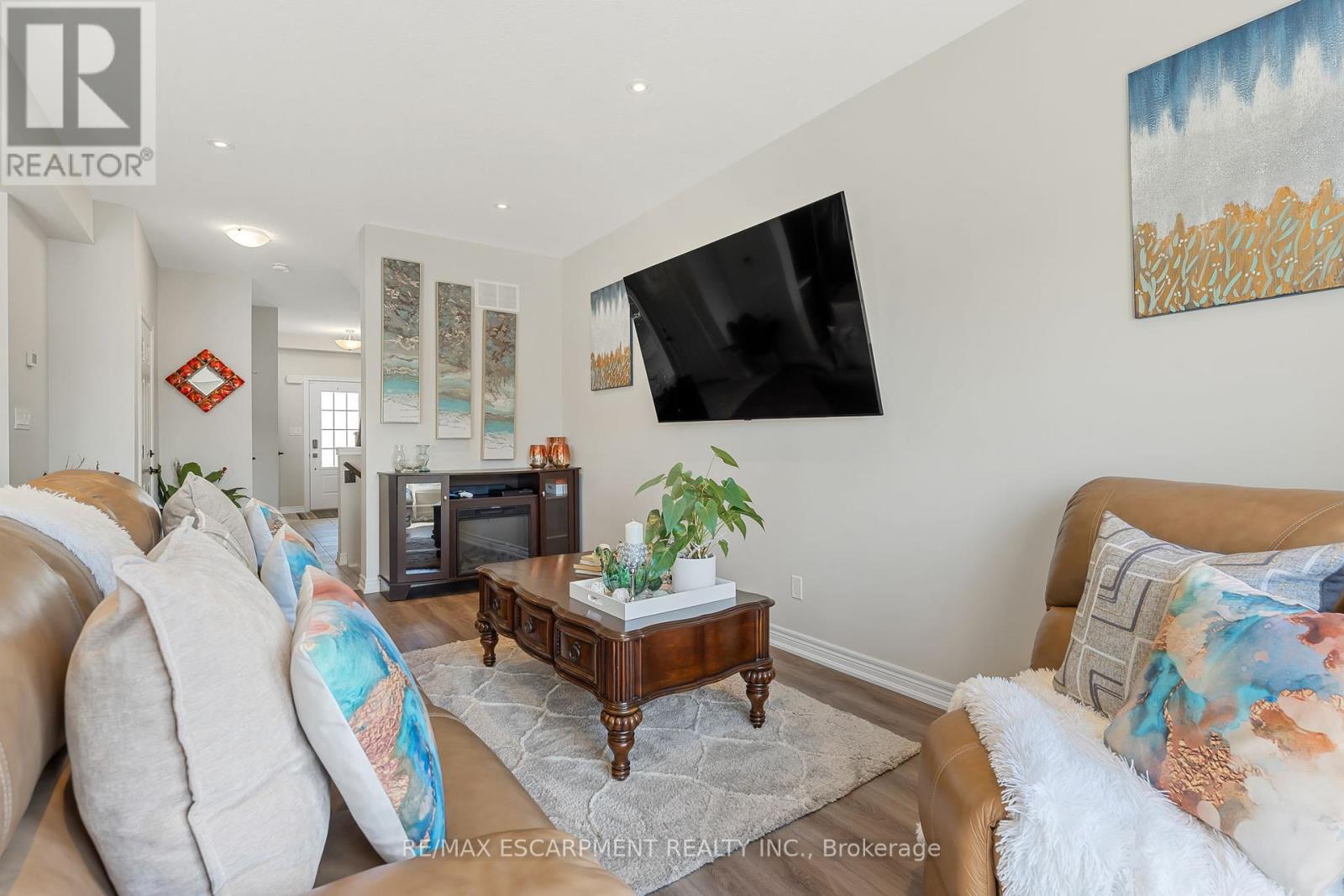 72 Severino Circle, West Lincoln (Smithville), Ontario  L0R 2A0 - Photo 14 - X12033044