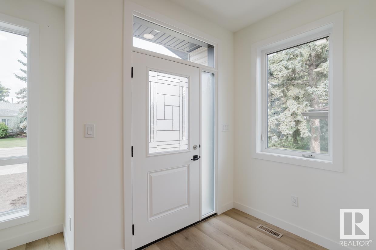 Property at 9735 157 ST NW NW image 3