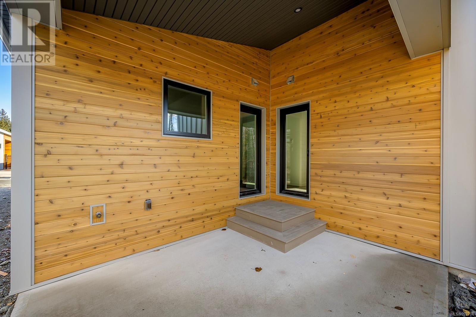 41 3025 Royston Rd, Cumberland, British Columbia  V0R 1S0 - Photo 3 - 992704