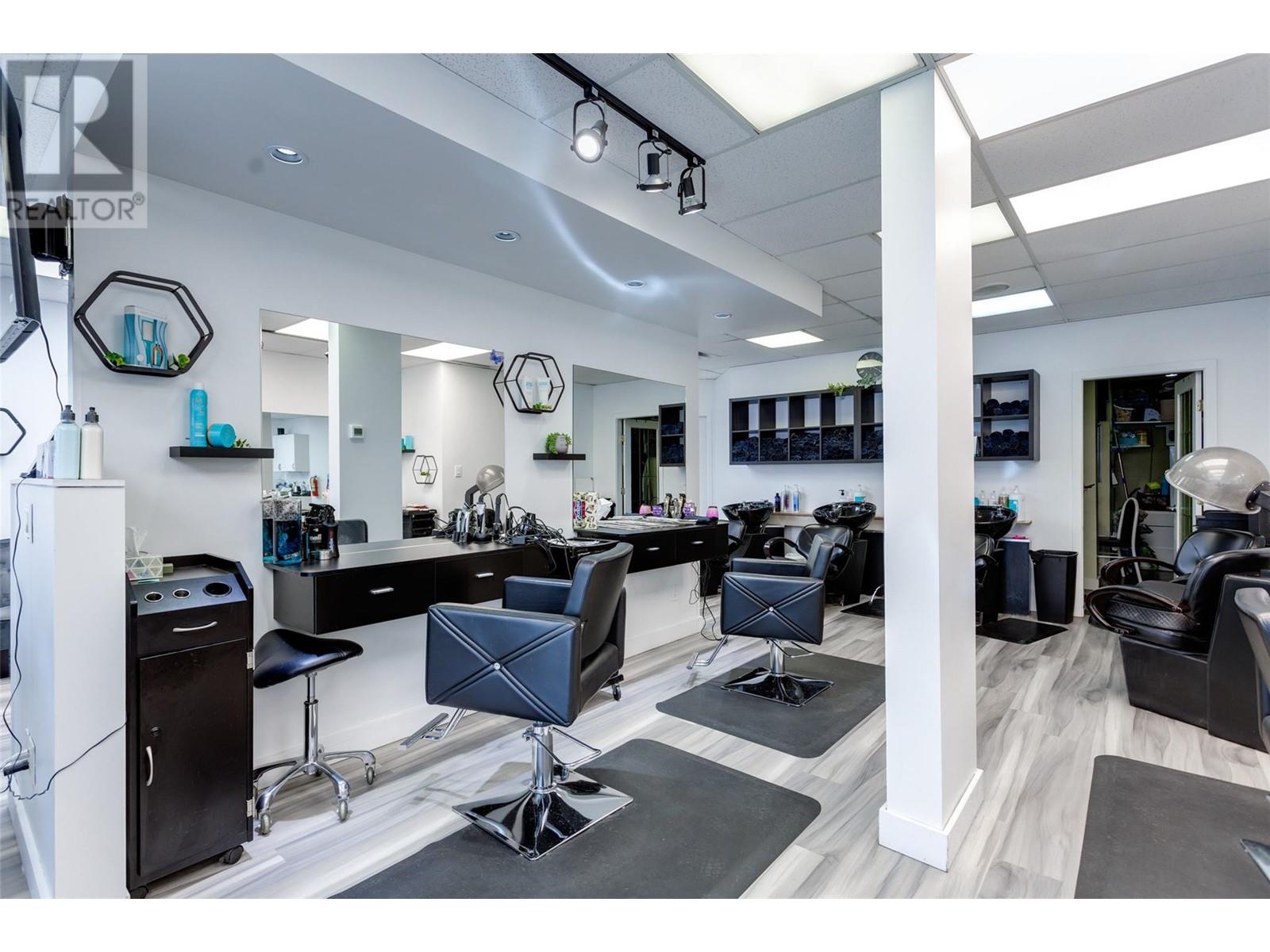 Property at 532 Leon Avenue Unit# 103 image 1