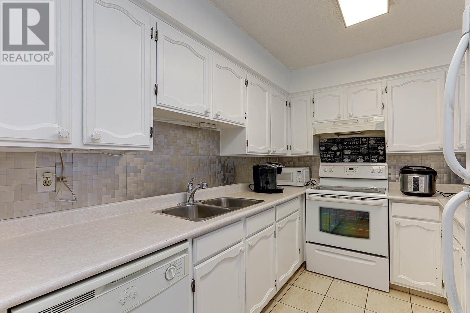 205 7831 No. 1 Road, Richmond, British Columbia  V7C 1T7 - Photo 13 - R2980513