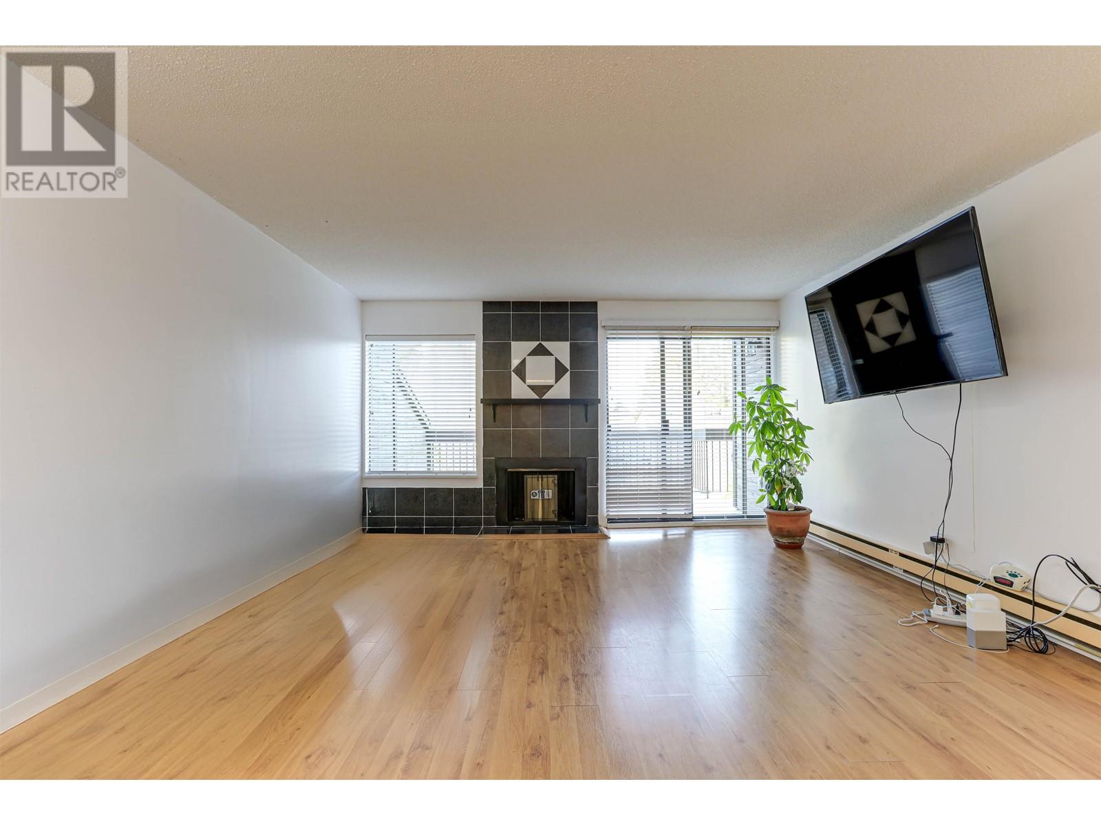 205 7831 No. 1 Road, Richmond, British Columbia  V7C 1T7 - Photo 2 - R2980513
