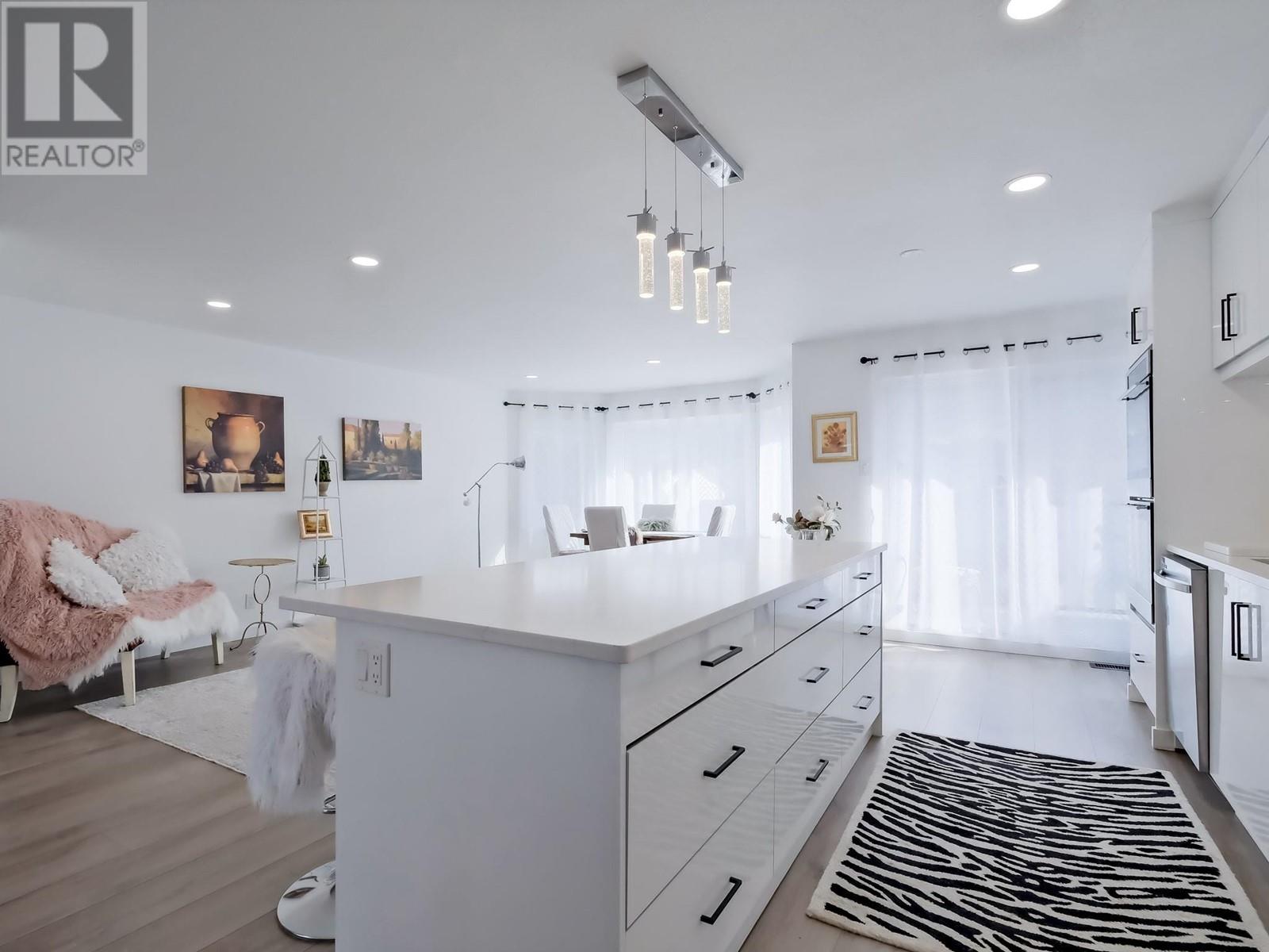 112 Uplands Place, Penticton, British Columbia  V2A 7Y1 - Photo 11 - 10339931
