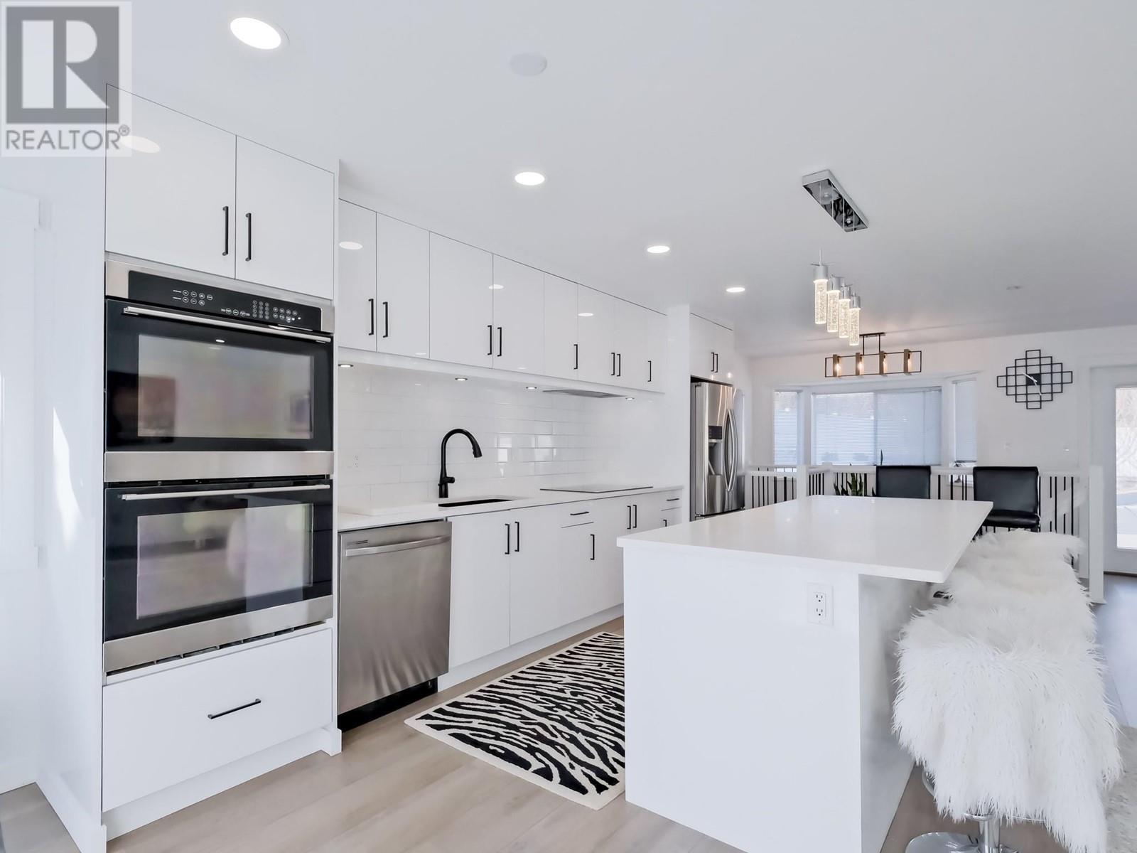 112 Uplands Place, Penticton, British Columbia  V2A 7Y1 - Photo 8 - 10339931