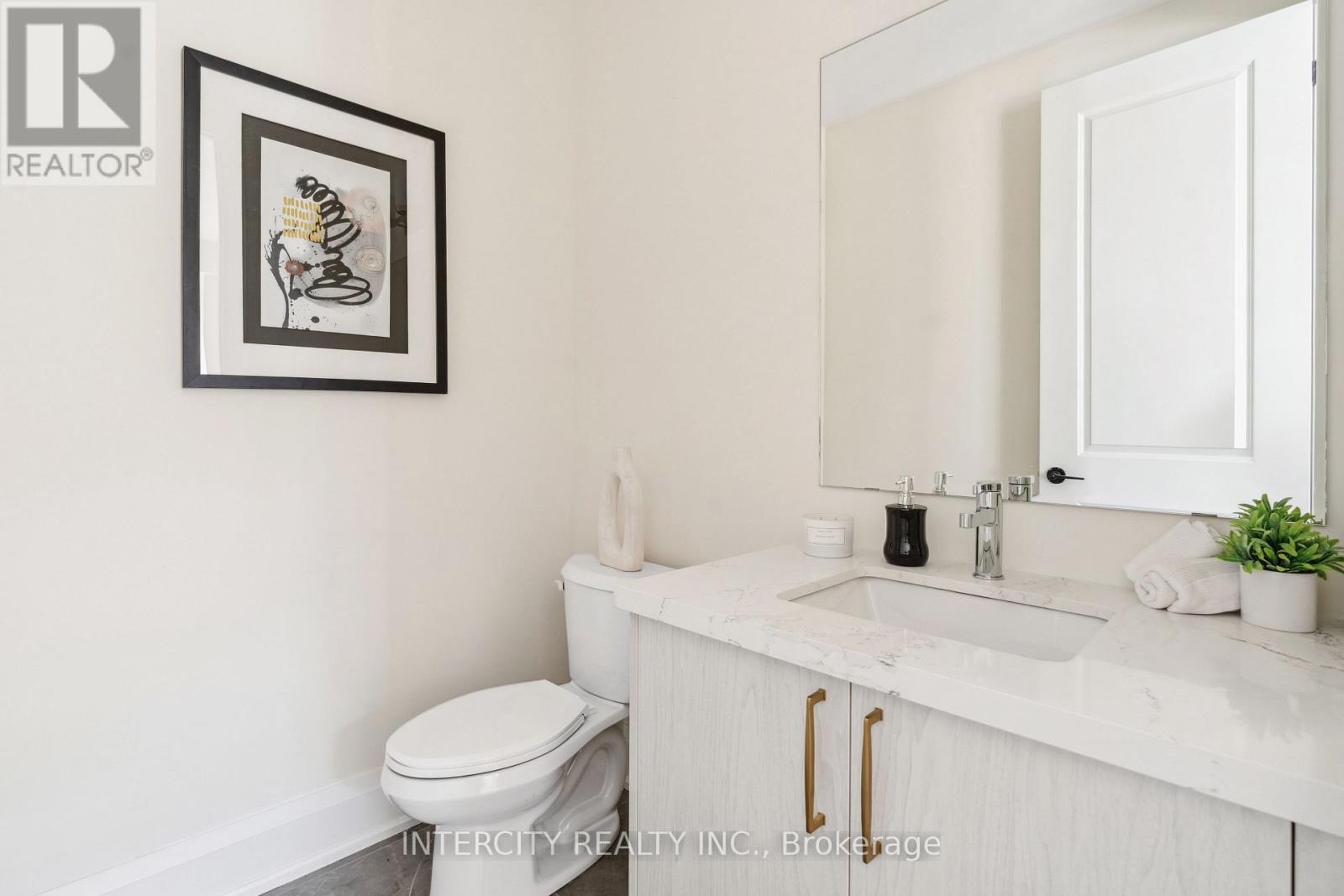 2282 Sovereign Street, Oakville, Ontario  L6L 0H9 - Photo 24 - W12033104