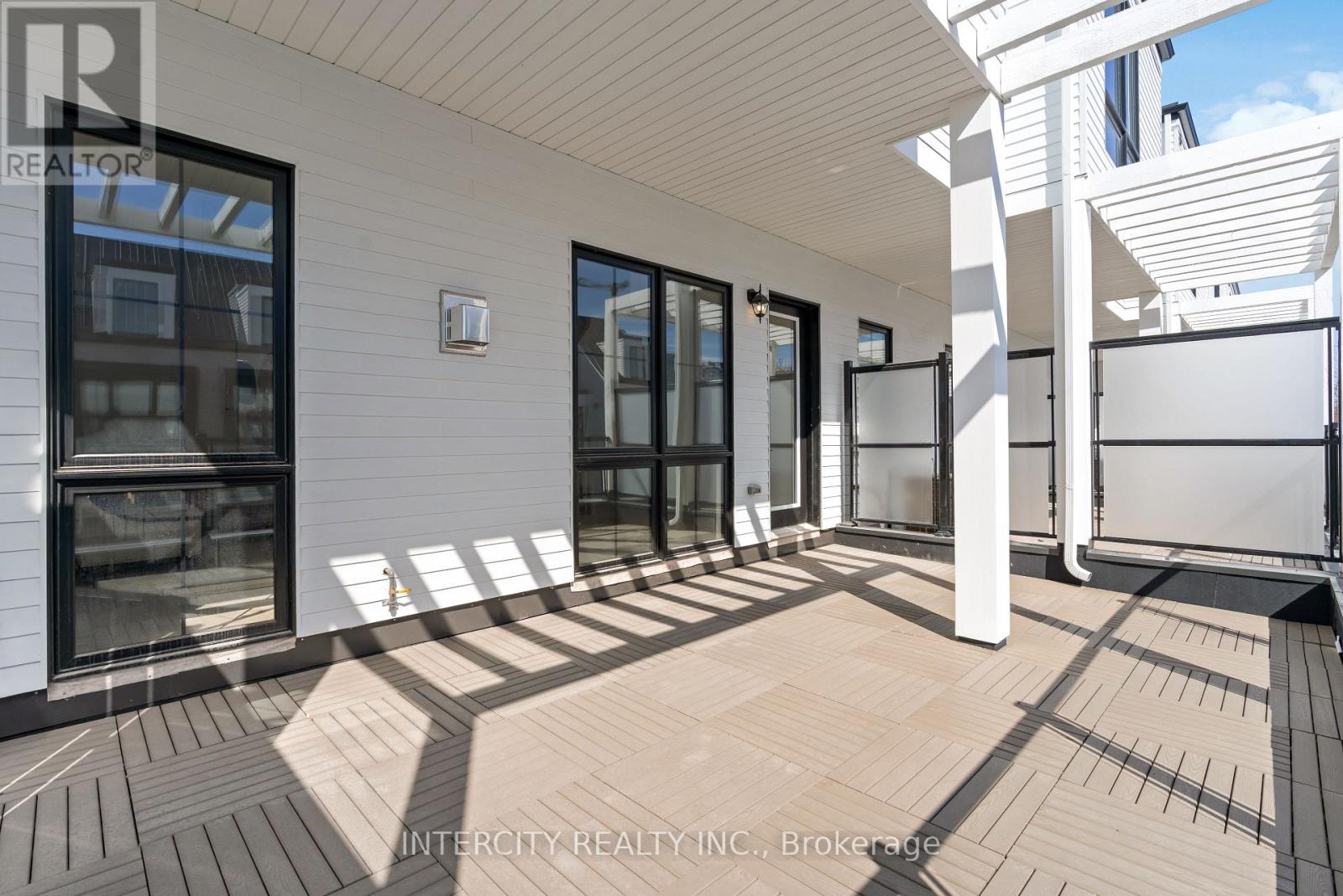 2282 Sovereign Street, Oakville, Ontario  L6L 0H9 - Photo 40 - W12033104