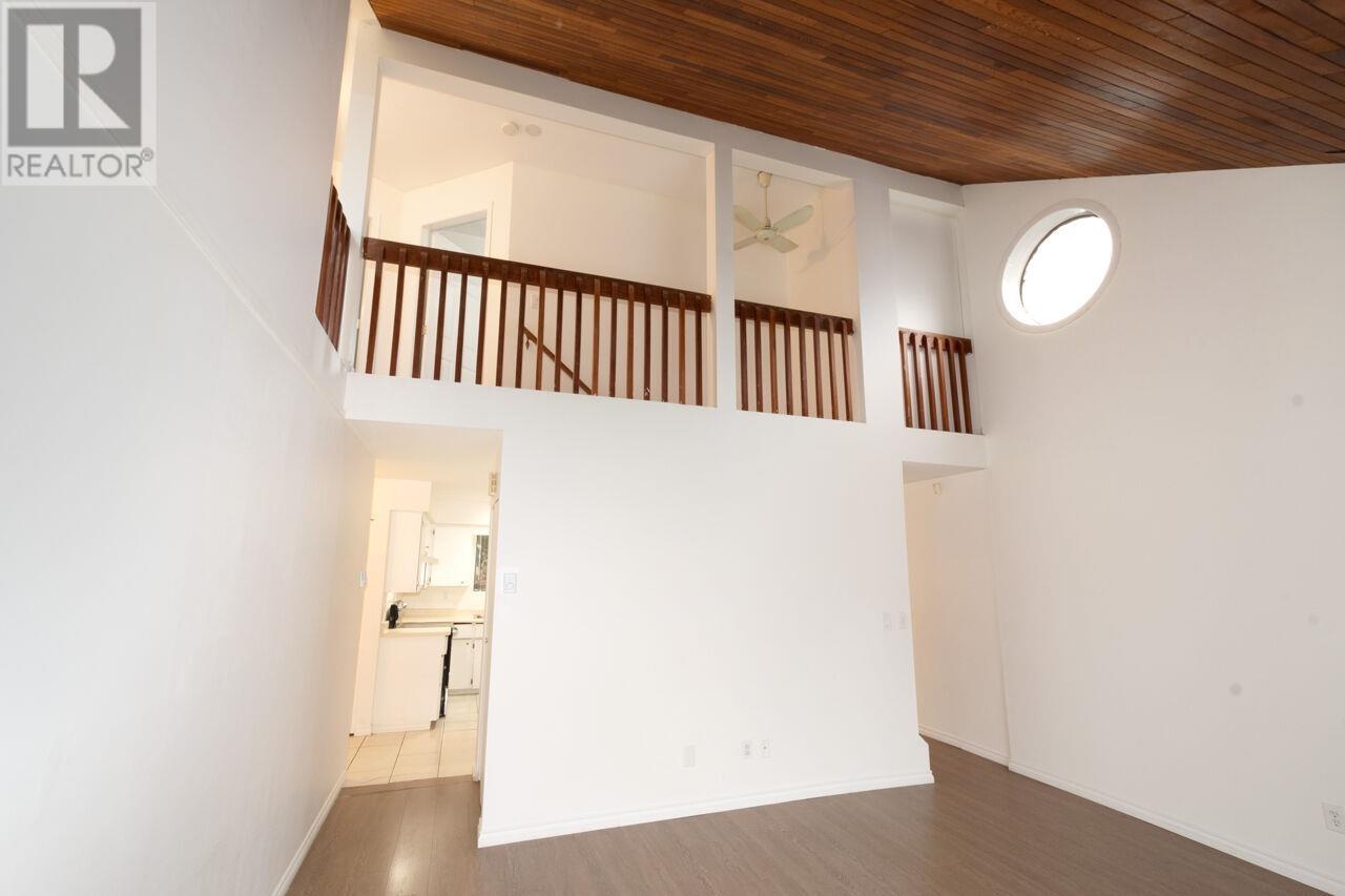 Property at 3167 GAMBIER AVENUE image 5