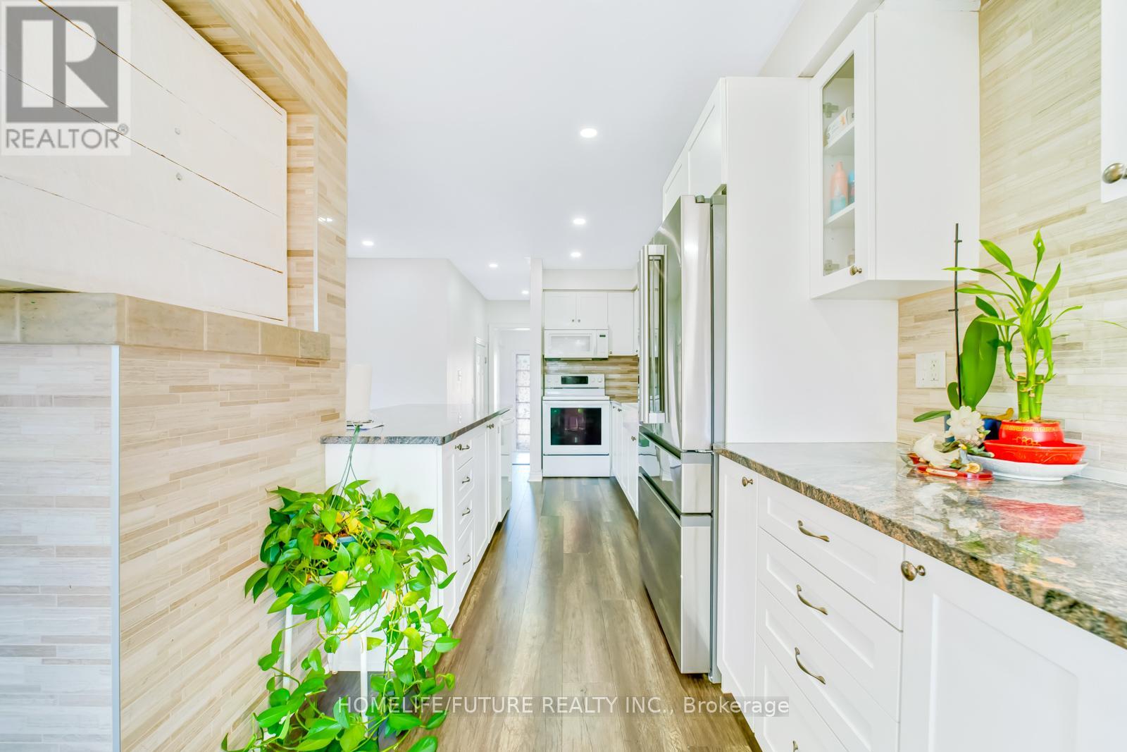 123 Underwood Drive, Whitby, Ontario  L1M 0K9 - Photo 10 - E12033146
