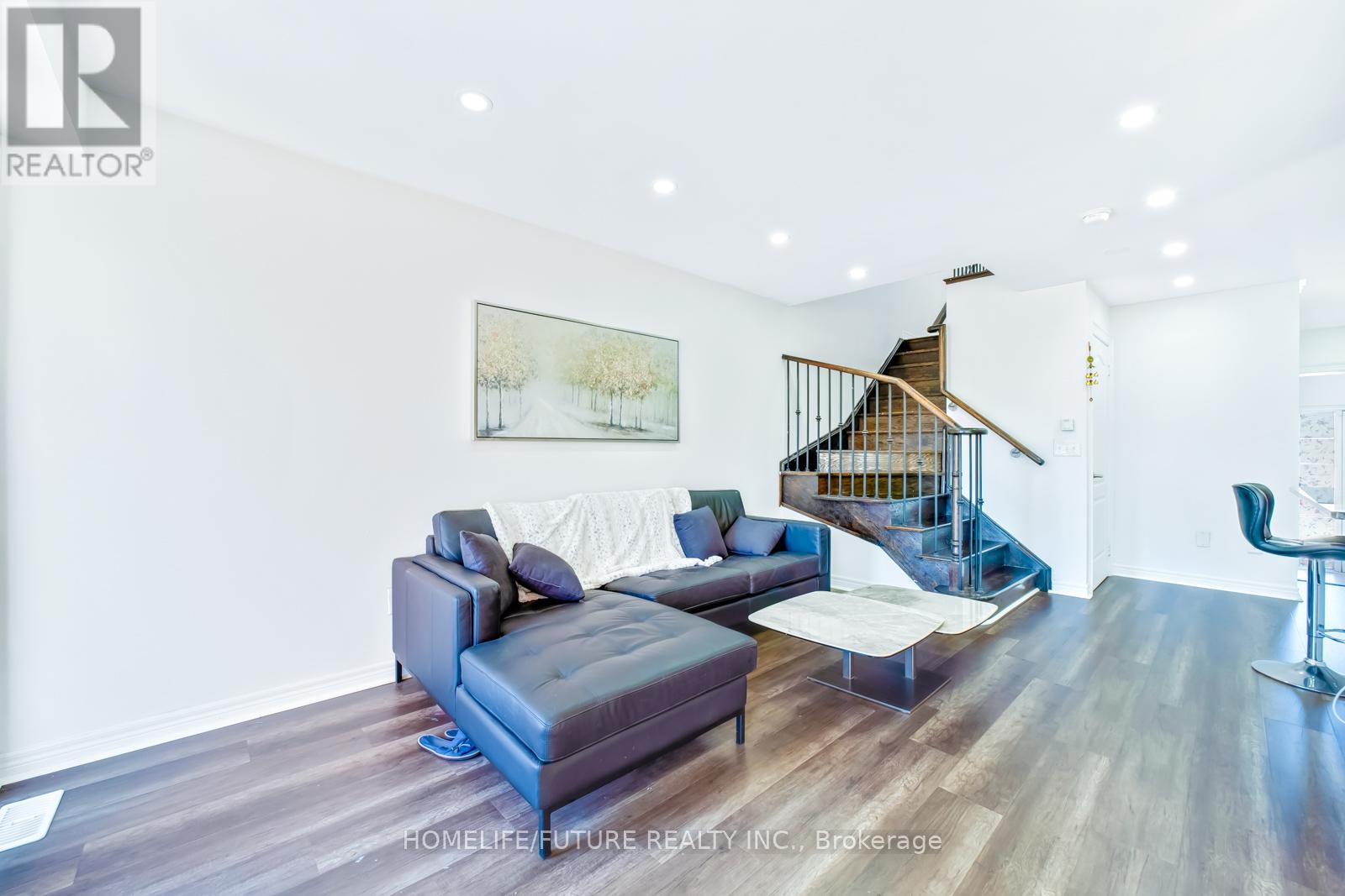 123 Underwood Drive, Whitby, Ontario  L1M 0K9 - Photo 13 - E12033146