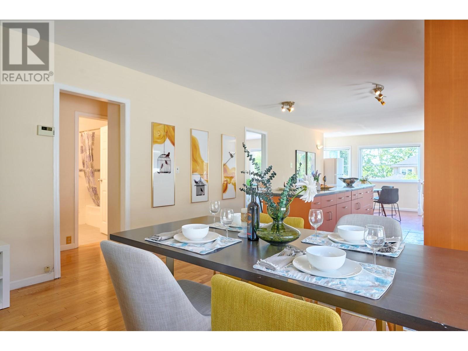 Listing Picture 12 of 24 : 866 W 59TH AVENUE, Vancouver / 溫哥華 - 魯藝地產 Yvonne Lu Group - MLS Medallion Club Member