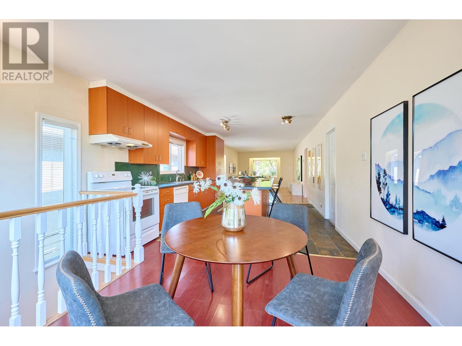 Listing Picture 9 of 24 : 866 W 59TH AVENUE, Vancouver / 溫哥華 - 魯藝地產 Yvonne Lu Group - MLS Medallion Club Member