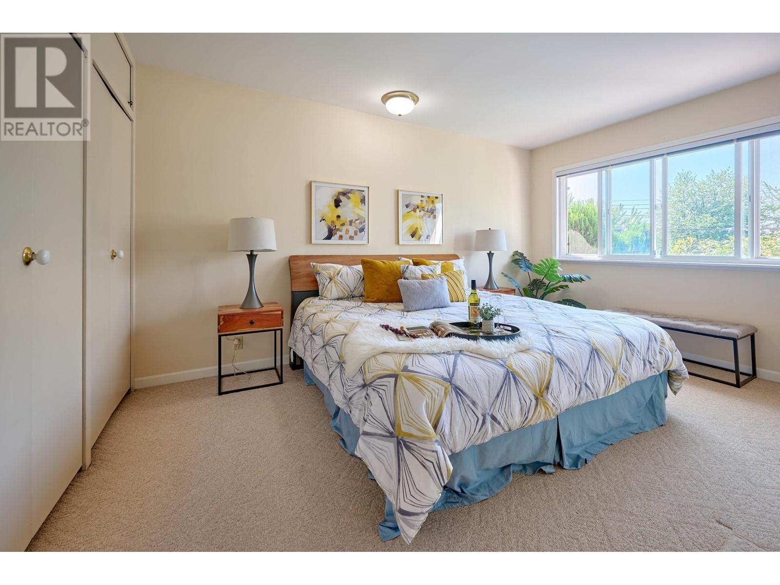 Listing Picture 10 of 24 : 866 W 59TH AVENUE, Vancouver / 溫哥華 - 魯藝地產 Yvonne Lu Group - MLS Medallion Club Member