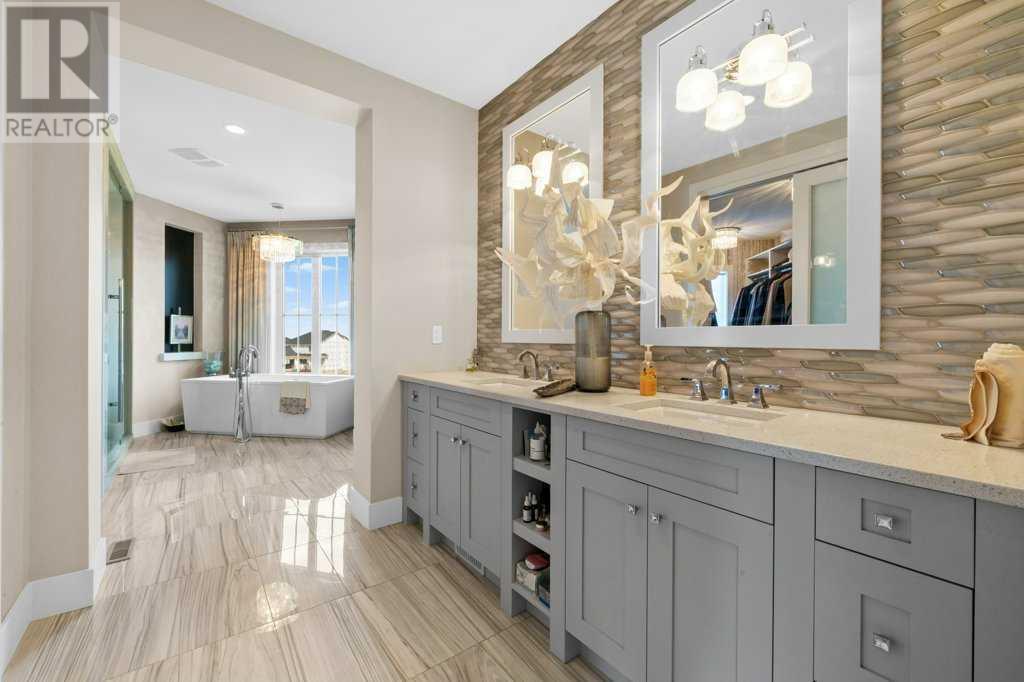Property at 18 Whispering Springs Way image 3