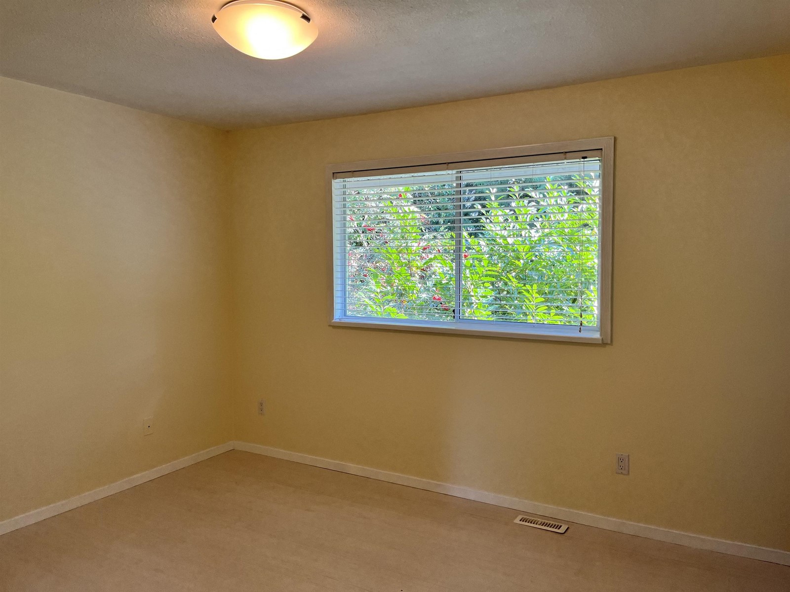 2226 152 Street, Surrey, British Columbia  V4A 4N9 - Photo 6 - R2890264