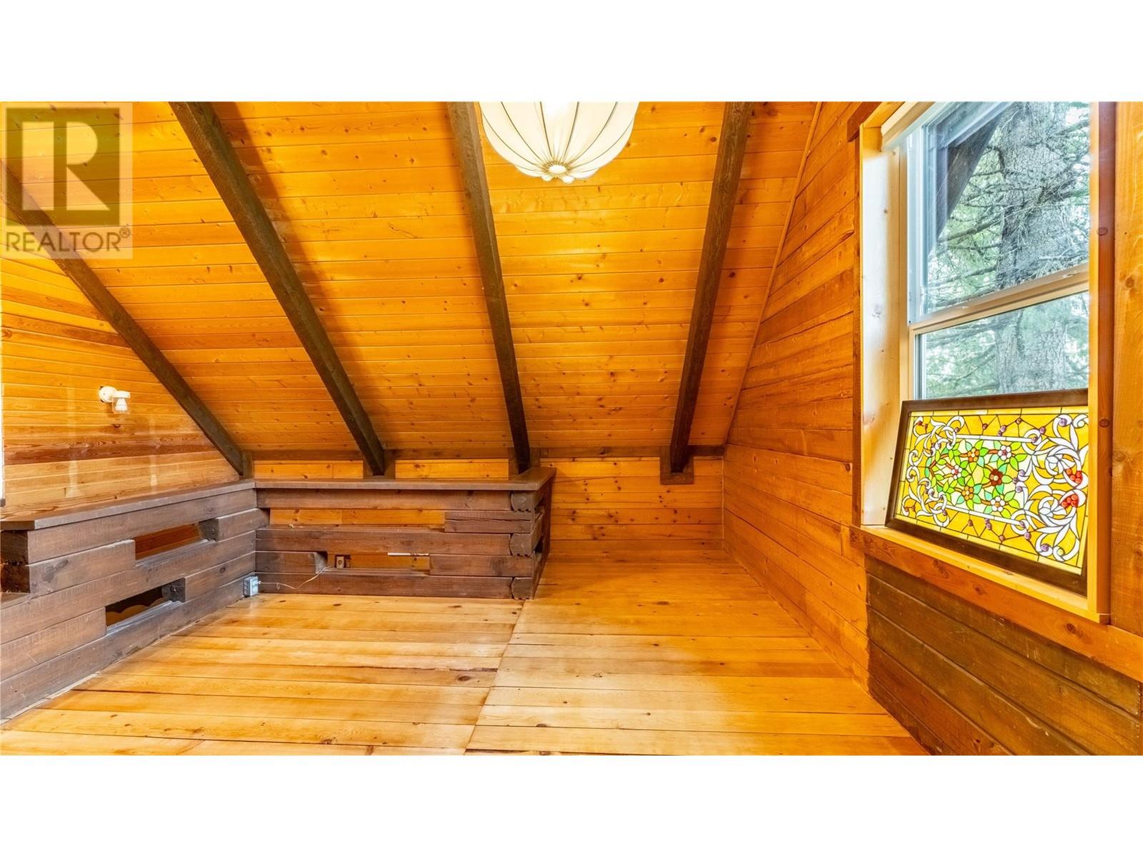 16253 Selkirk Road, Crawford Bay, British Columbia  V0B 1E0 - Photo 29 - 10339909