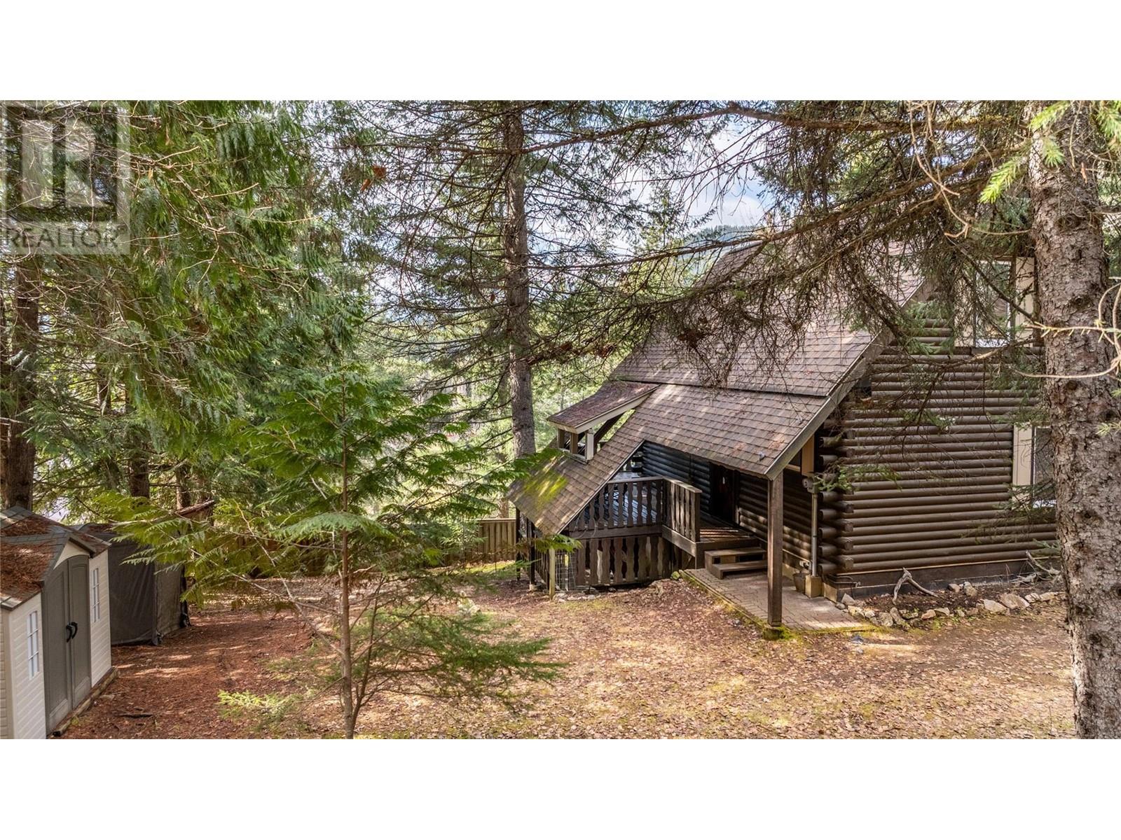 16253 Selkirk Road, Crawford Bay, British Columbia  V0B 1E0 - Photo 31 - 10339909