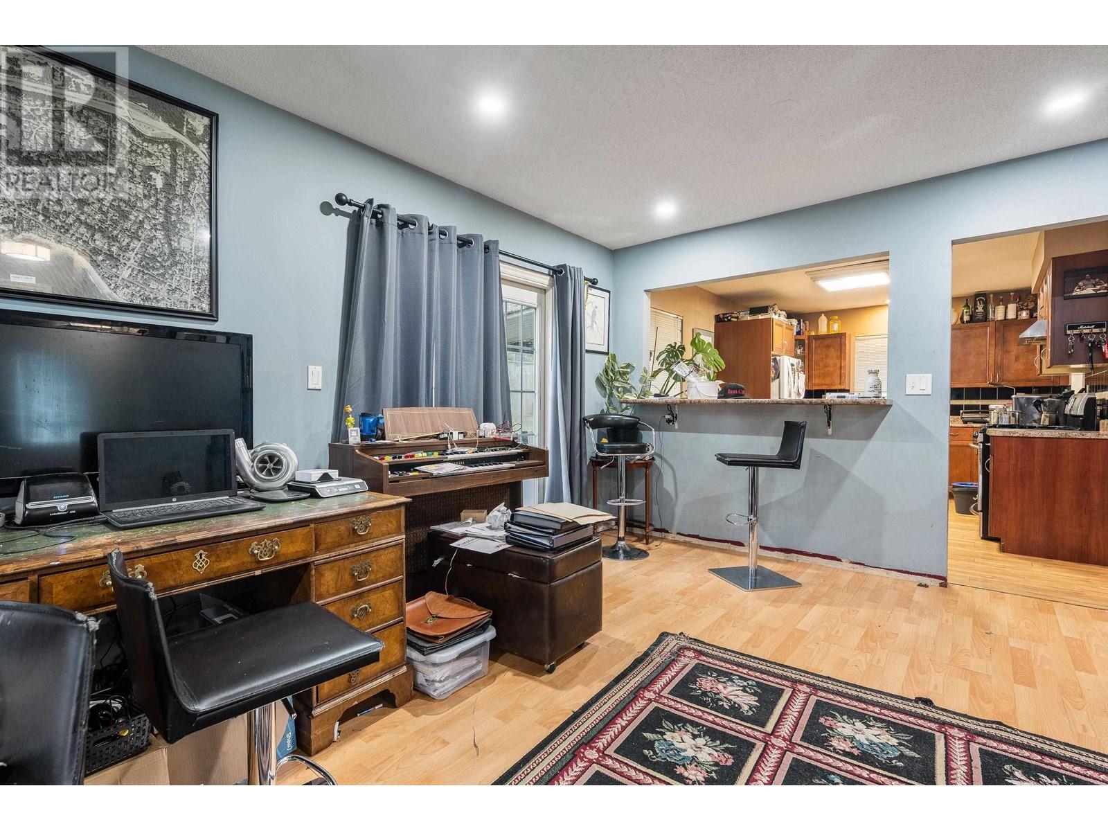21598 Spring Avenue, Maple Ridge, British Columbia  V4R 2K6 - Photo 8 - R2980516
