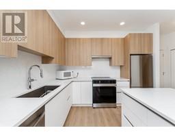 305 11907 223 STREET, Maple Ridge, British Columbia