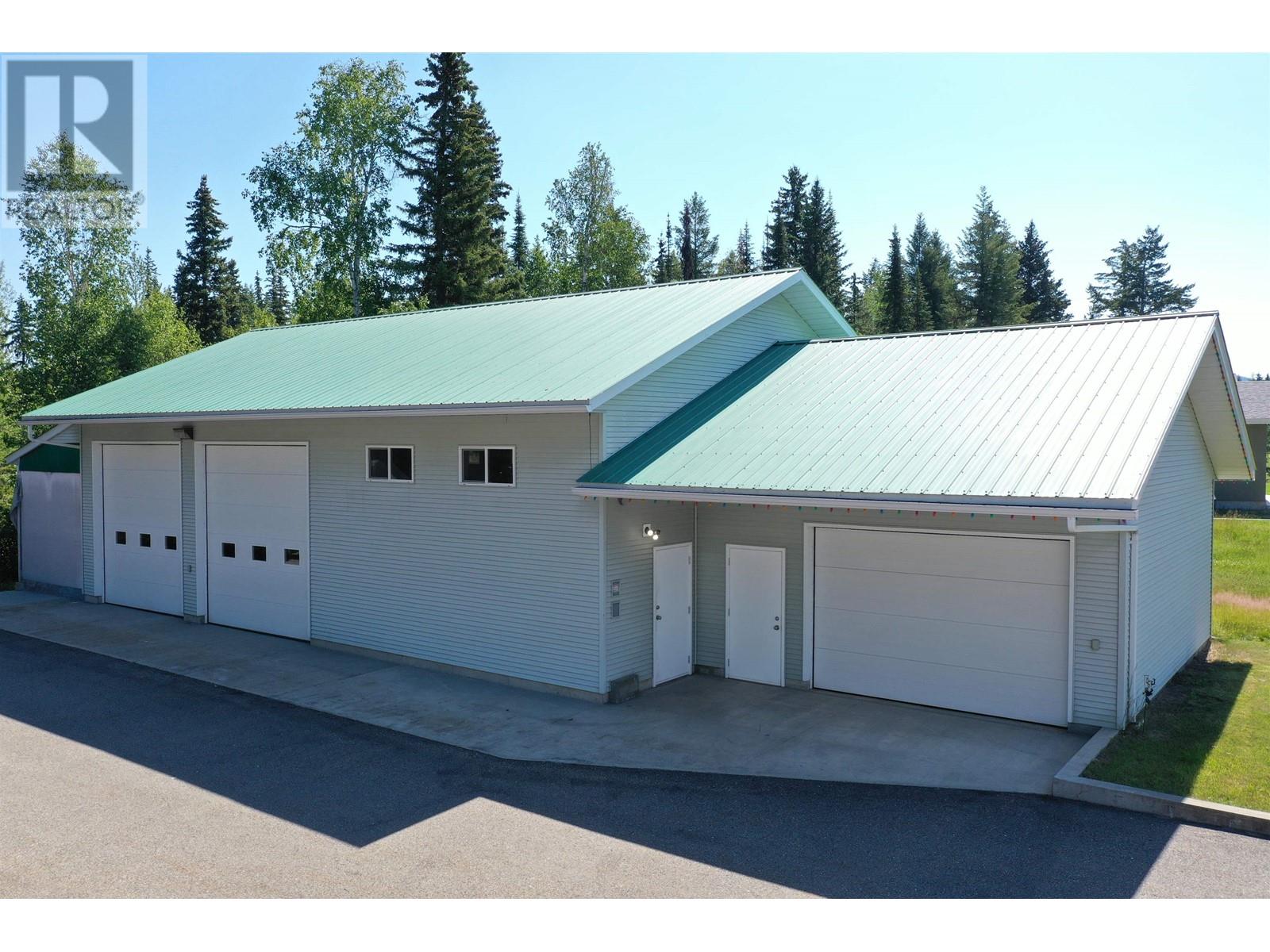 Property at 2506 LARCH AVENUE image 3