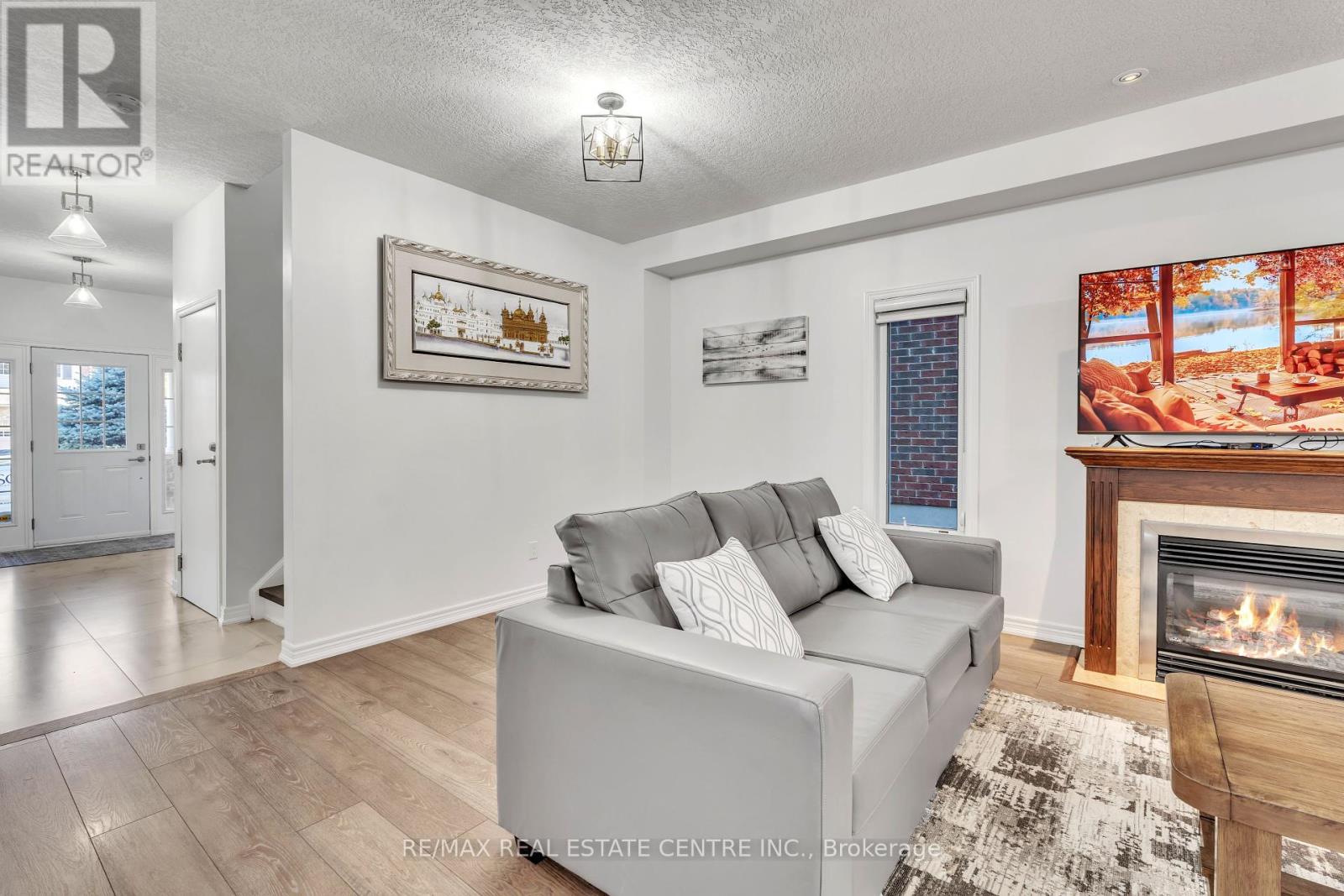 48 Isaiah Drive W, Kitchener, Ontario  N2E 0B2 - Photo 10 - X12033209