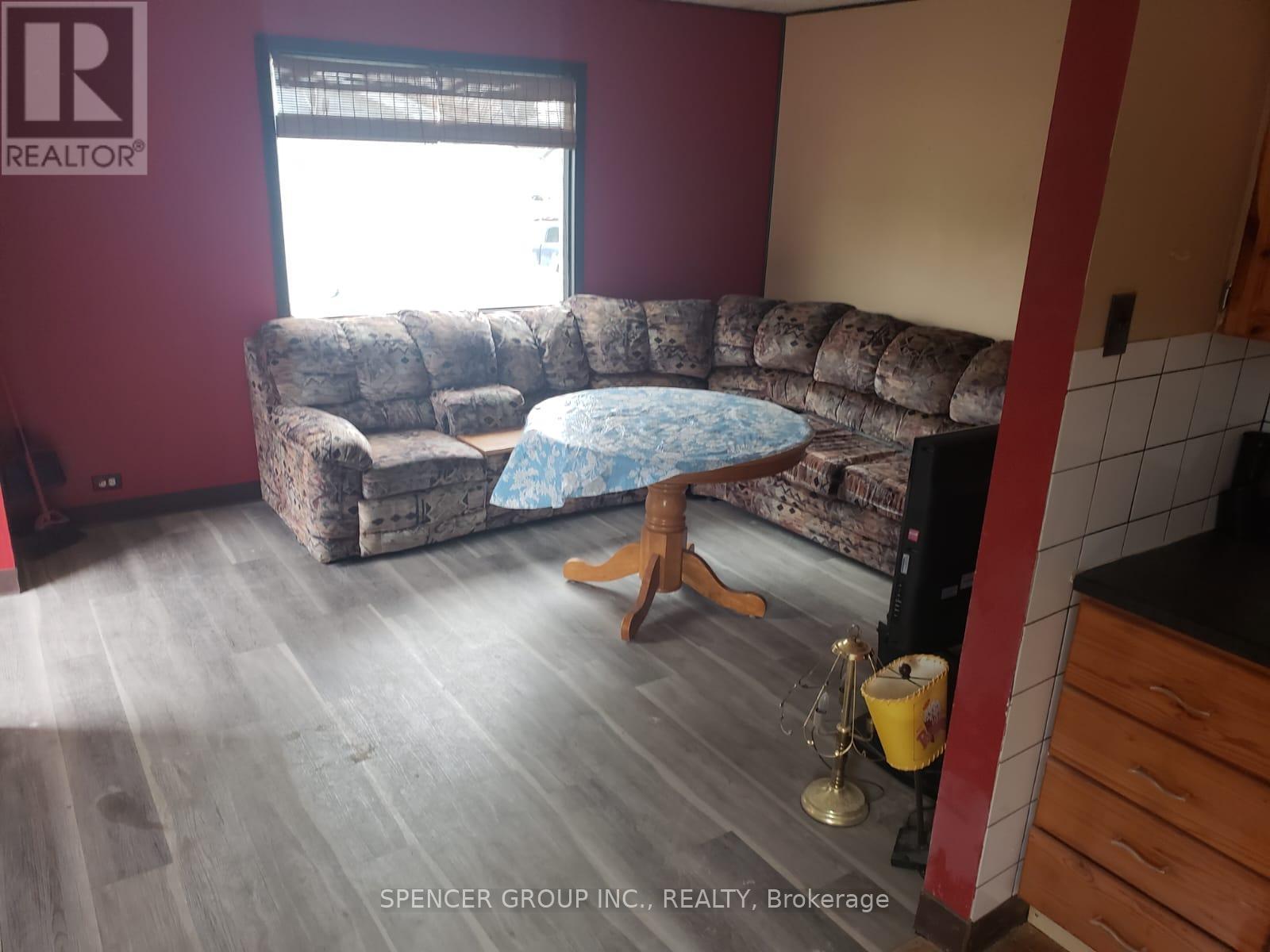 30 Flicker Street, Manitouwadge, Ontario  P0T 2C0 - Photo 3 - X12033231