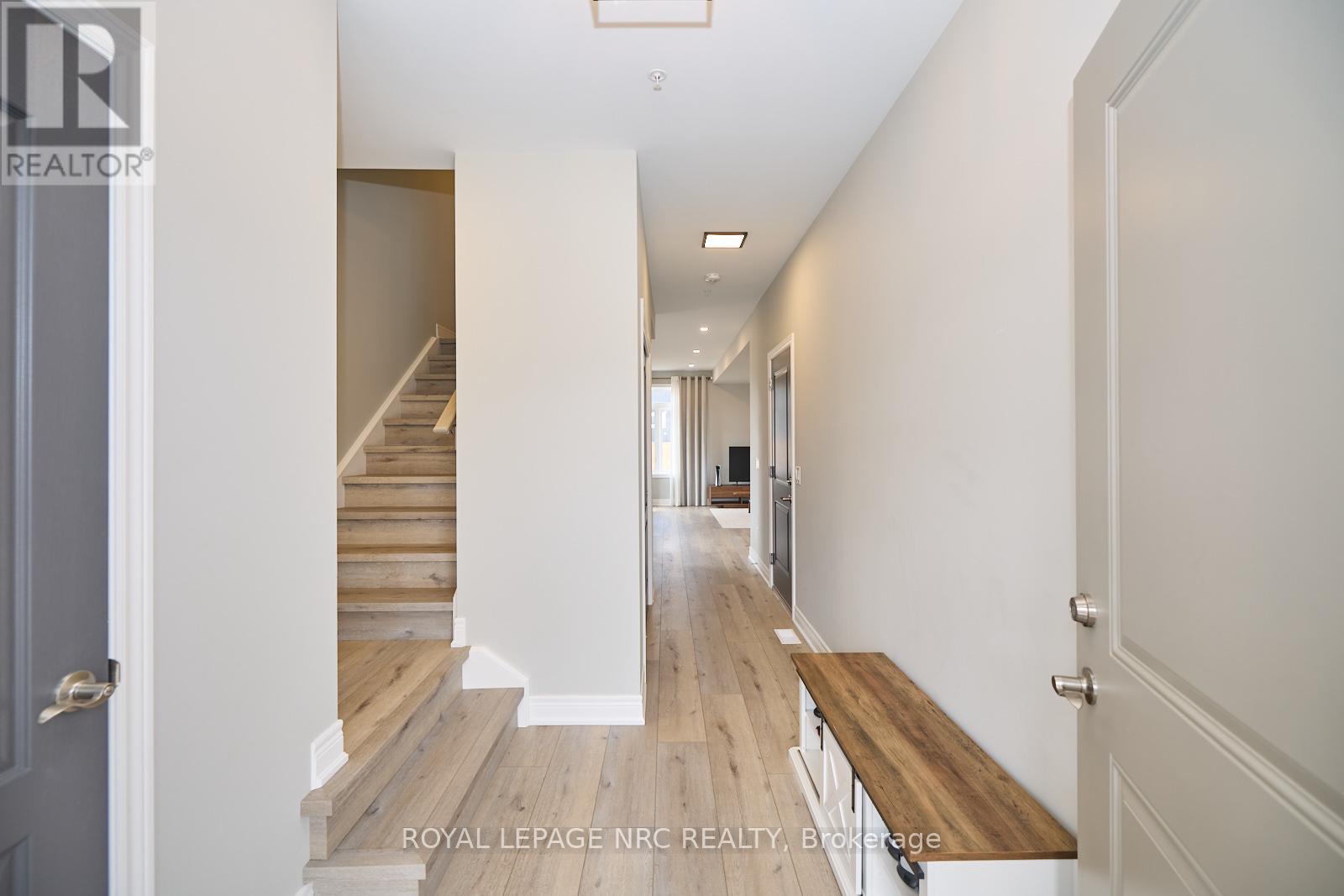 Property at 121 MOFFATT STREET image 4