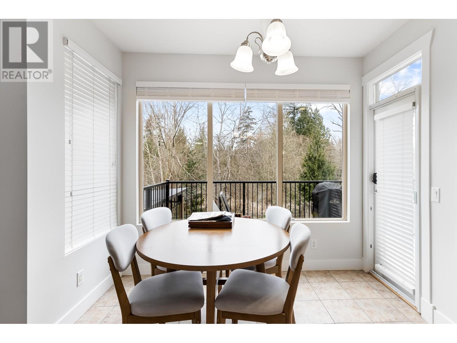 24763 Mcclure Drive, Maple Ridge, British Columbia  V2W 0A5 - Photo 6 - R2979086