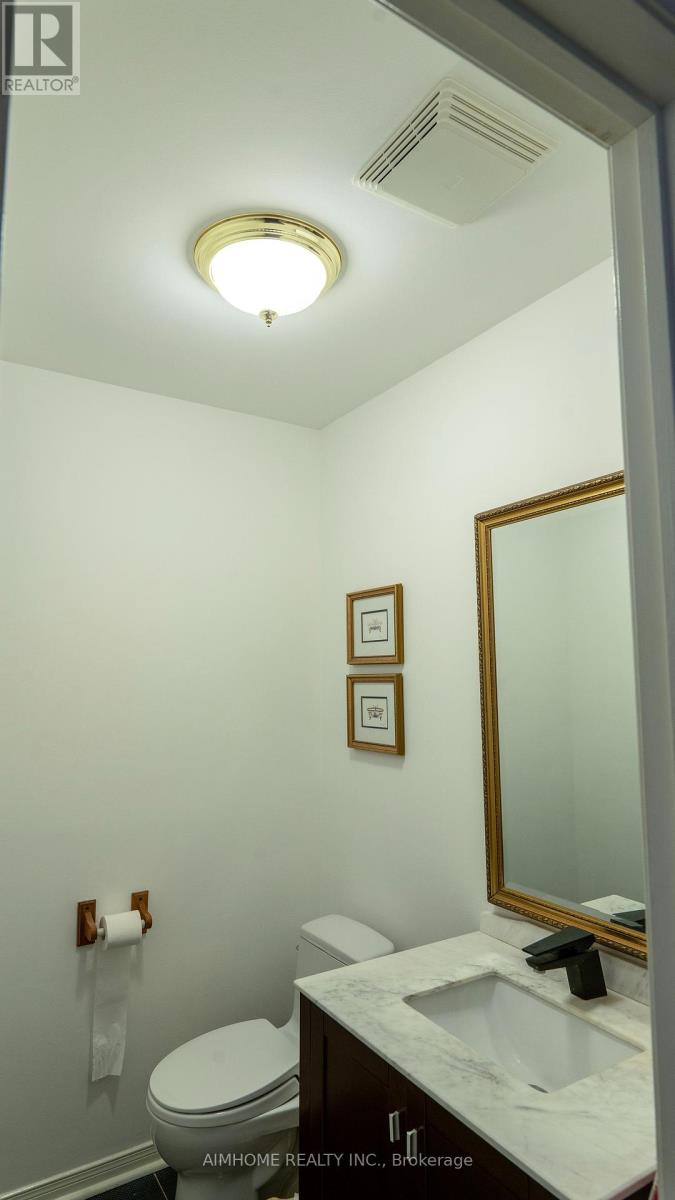 59 Peterborough Avenue, Markham, Ontario  L3T 7C2 - Photo 13 - N12033263