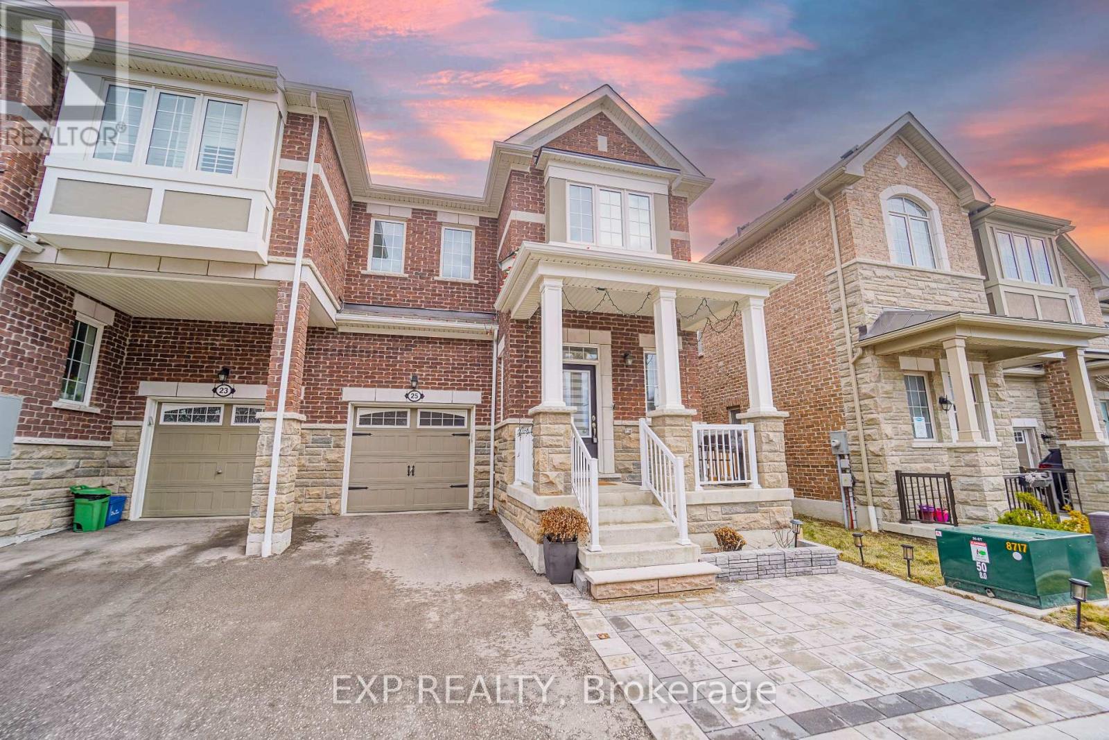 Property at 25 WINDFLOWER WAY image 4