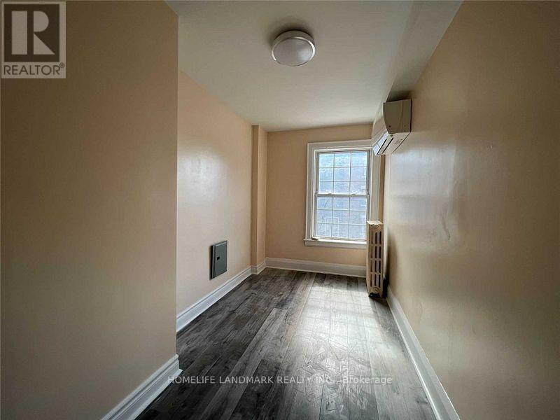 Apt 2 - 2398 Bloor Street W, Toronto (Runnymede-Bloor West Village), Ontario  M6S 1P5 - Photo 3 - W12027215
