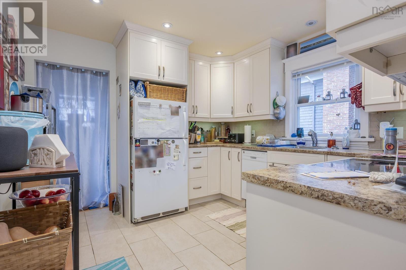 1728 Cambridge Street, Halifax, Nova Scotia  B3H 4A9 - Photo 35 - 202505449