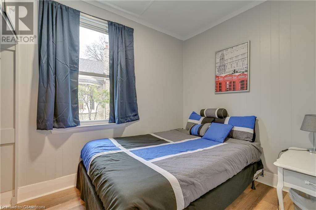 Photo 14 of 40 for 12 Cartwright Street