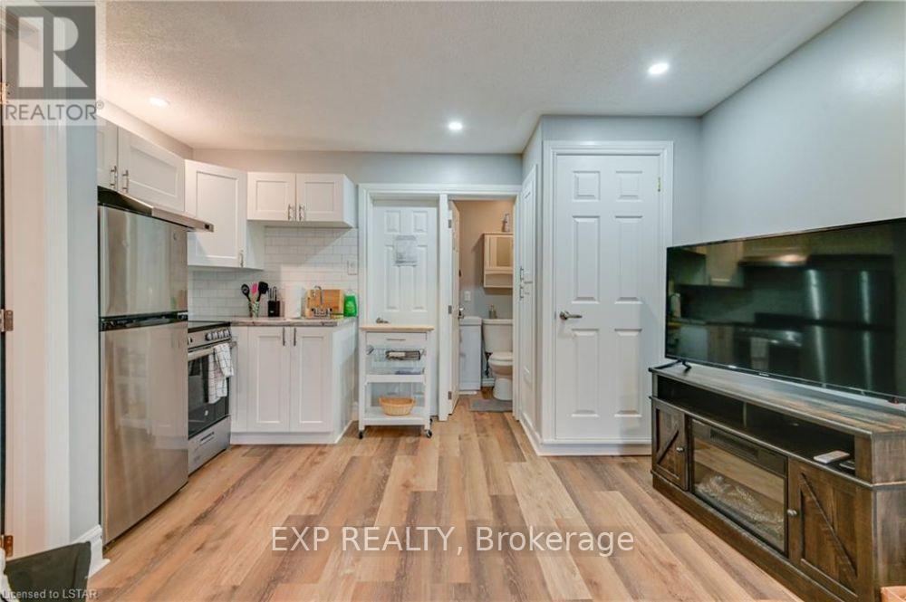 Property at 12 CARTWRIGHT STREET image 3