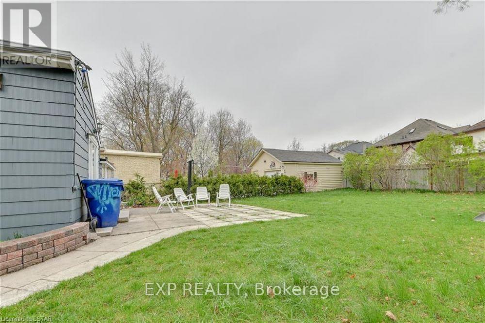 12 Cartwright Street, London East, Ontario  N6B 2W4 - Photo 36 - X12033299