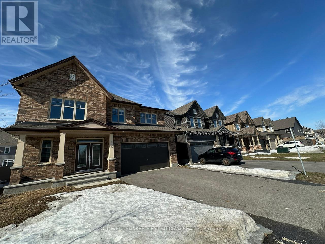 620 Sora Way, Ottawa, Ontario  K1T 0N7 - Photo 2 - X12033306