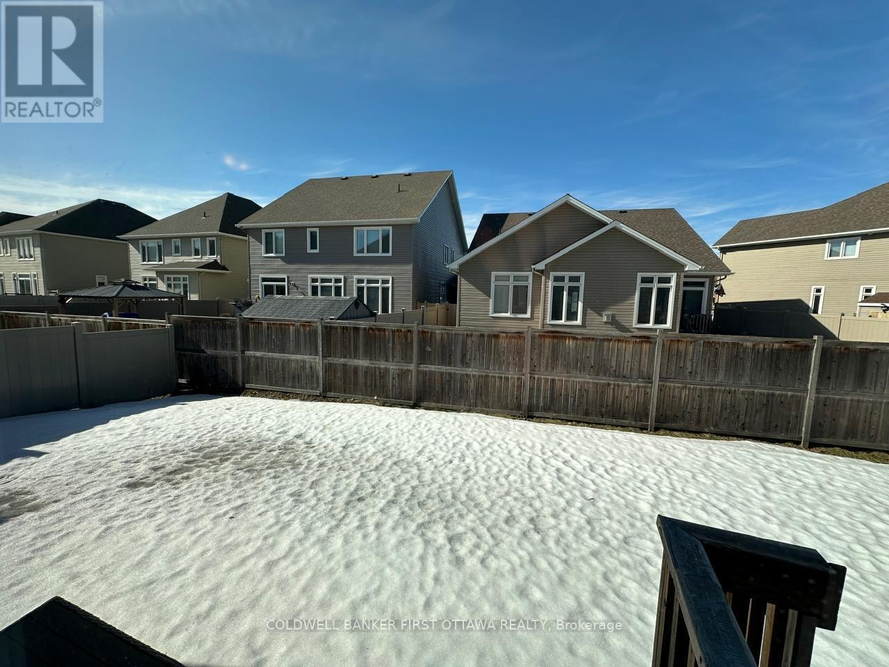620 Sora Way, Ottawa, Ontario  K1T 0N7 - Photo 44 - X12033306