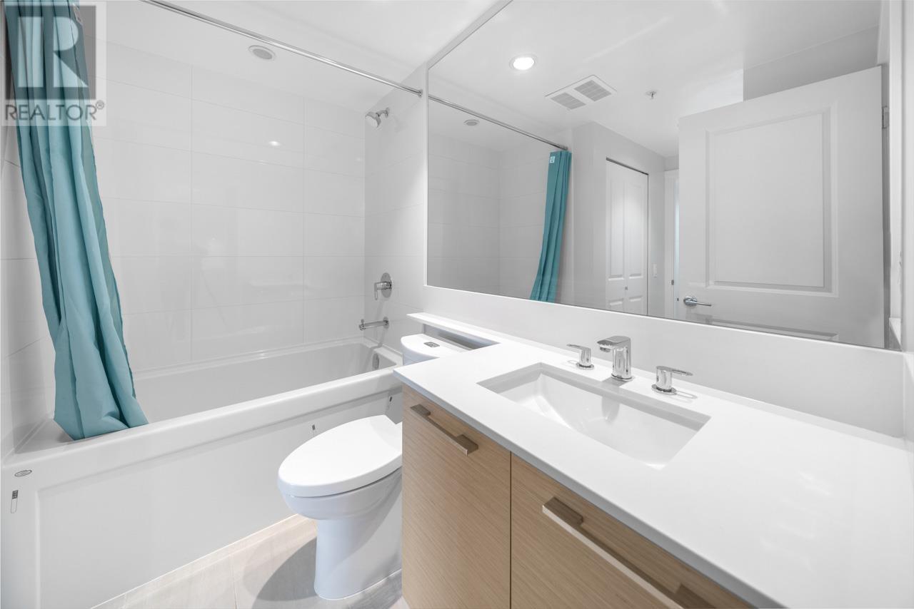 Listing Picture 14 of 24 : 702 6700 DUNBLANE AVENUE, Burnaby / 本拿比 - 魯藝地產 Yvonne Lu Group - MLS Medallion Club Member