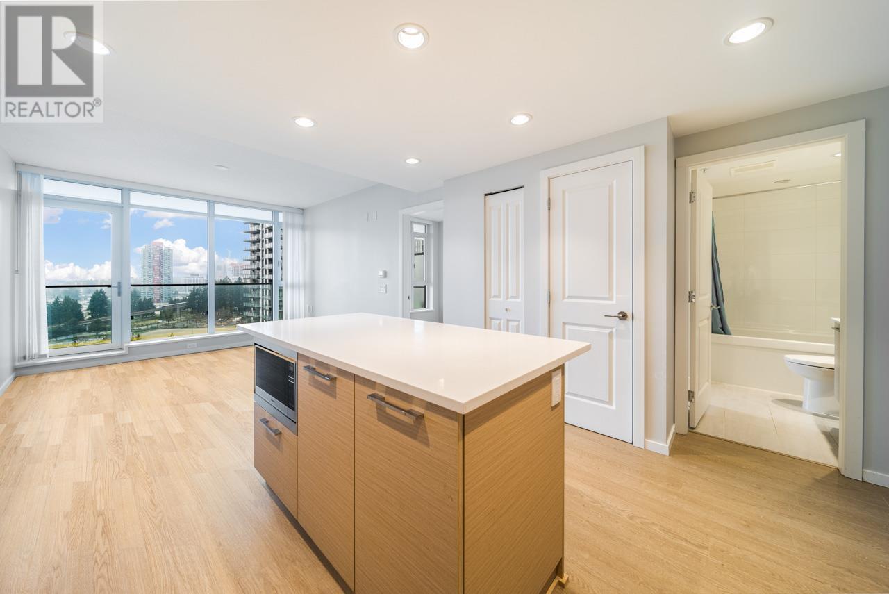 Listing Picture 4 of 24 : 702 6700 DUNBLANE AVENUE, Burnaby / 本拿比 - 魯藝地產 Yvonne Lu Group - MLS Medallion Club Member