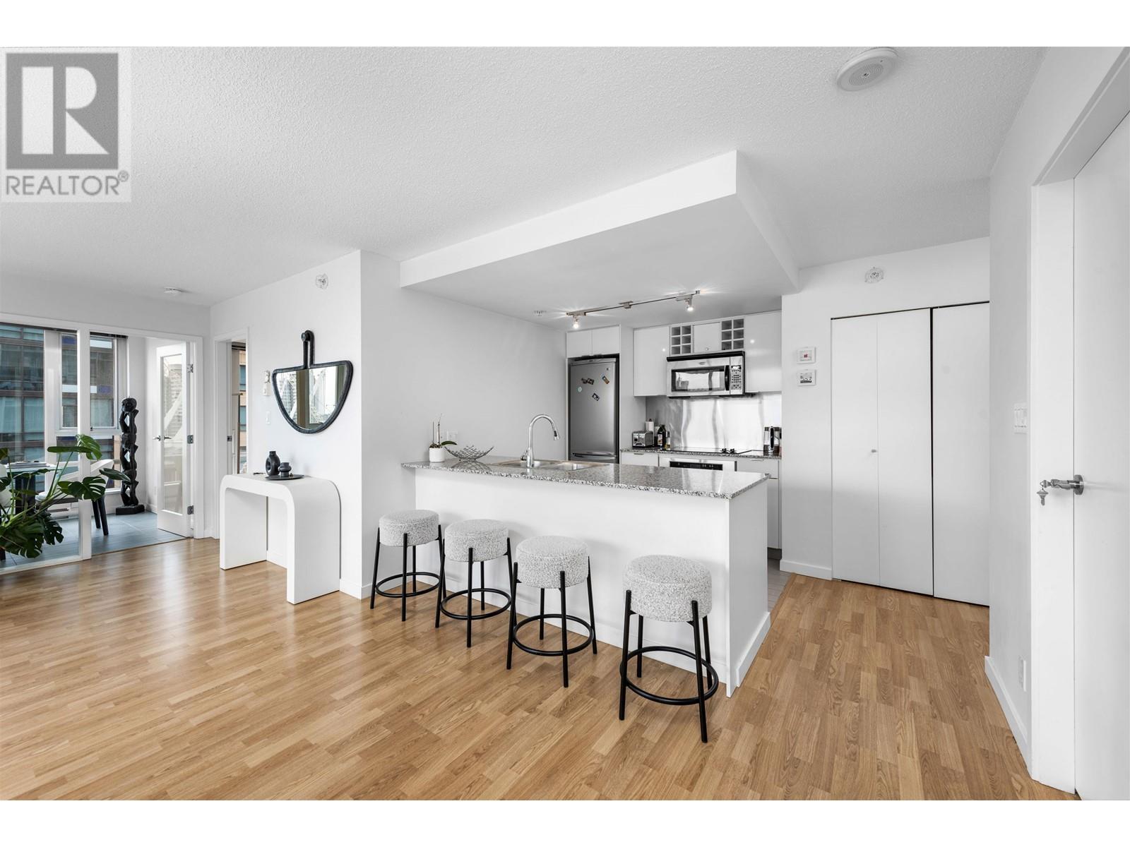 1903 233 Robson Street, Vancouver, British Columbia  V6B 0E8 - Photo 5 - R2980586