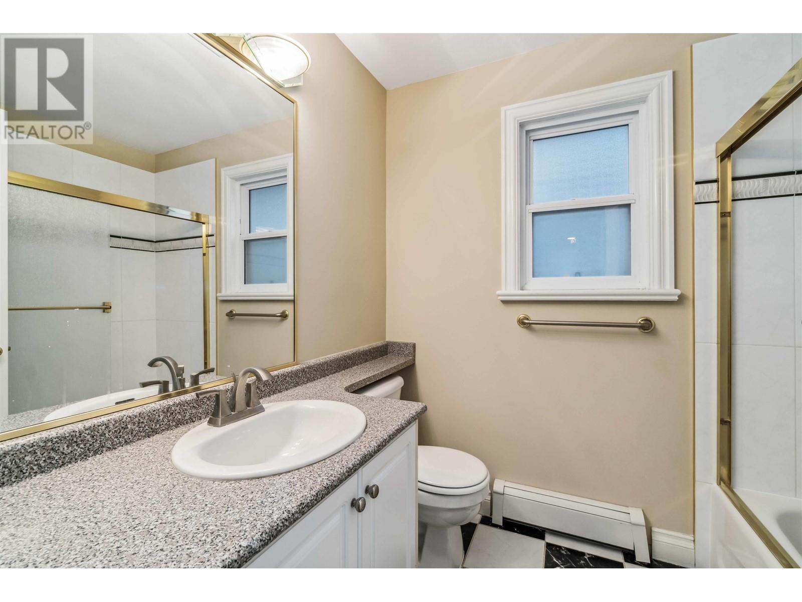 2018 Turnberry Lane, Coquitlam, British Columbia  V3E 3N2 - Photo 33 - R2980592