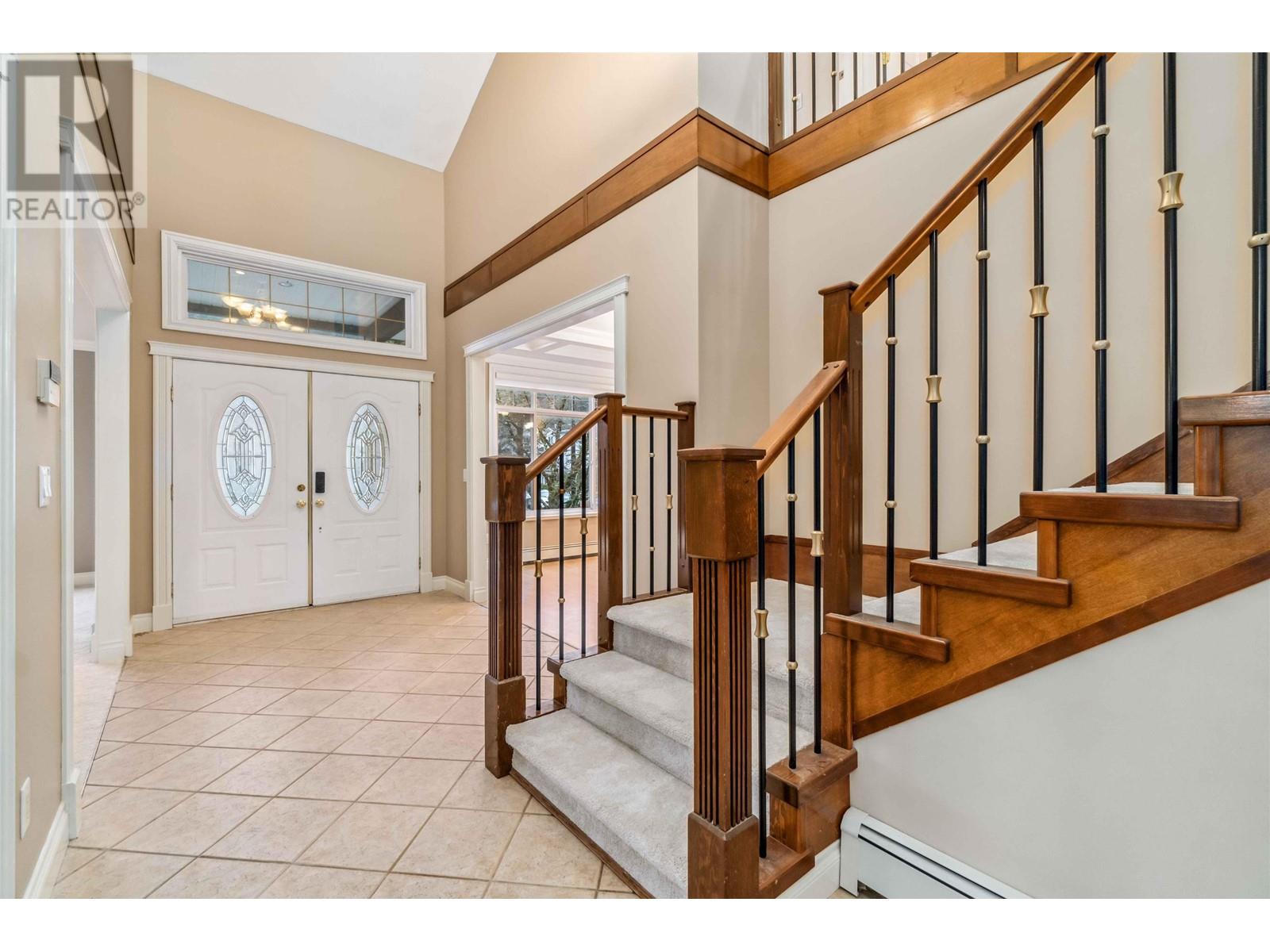 2018 Turnberry Lane, Coquitlam, British Columbia  V3E 3N2 - Photo 6 - R2980592