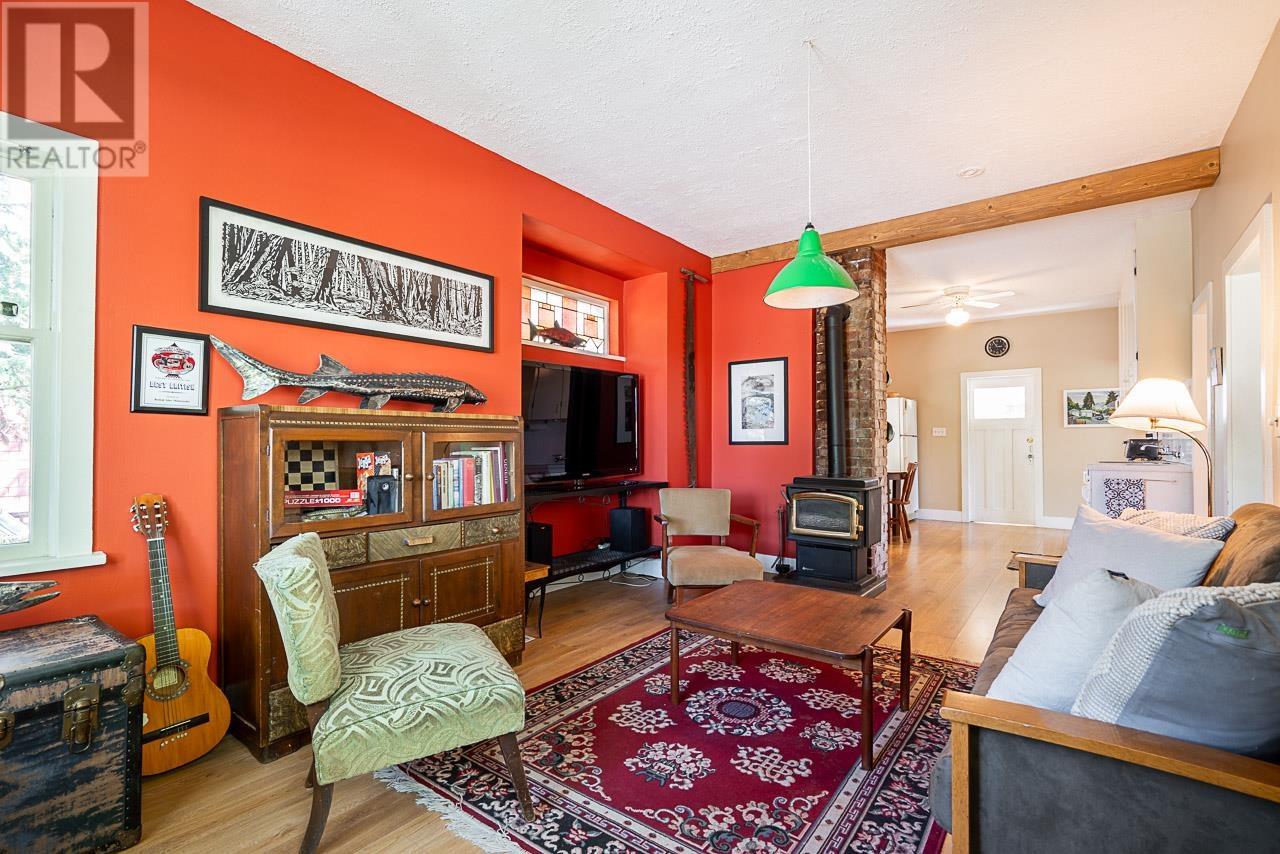 3336 E Georgia Street, Vancouver, British Columbia  V5K 2L4 - Photo 4 - R2978535