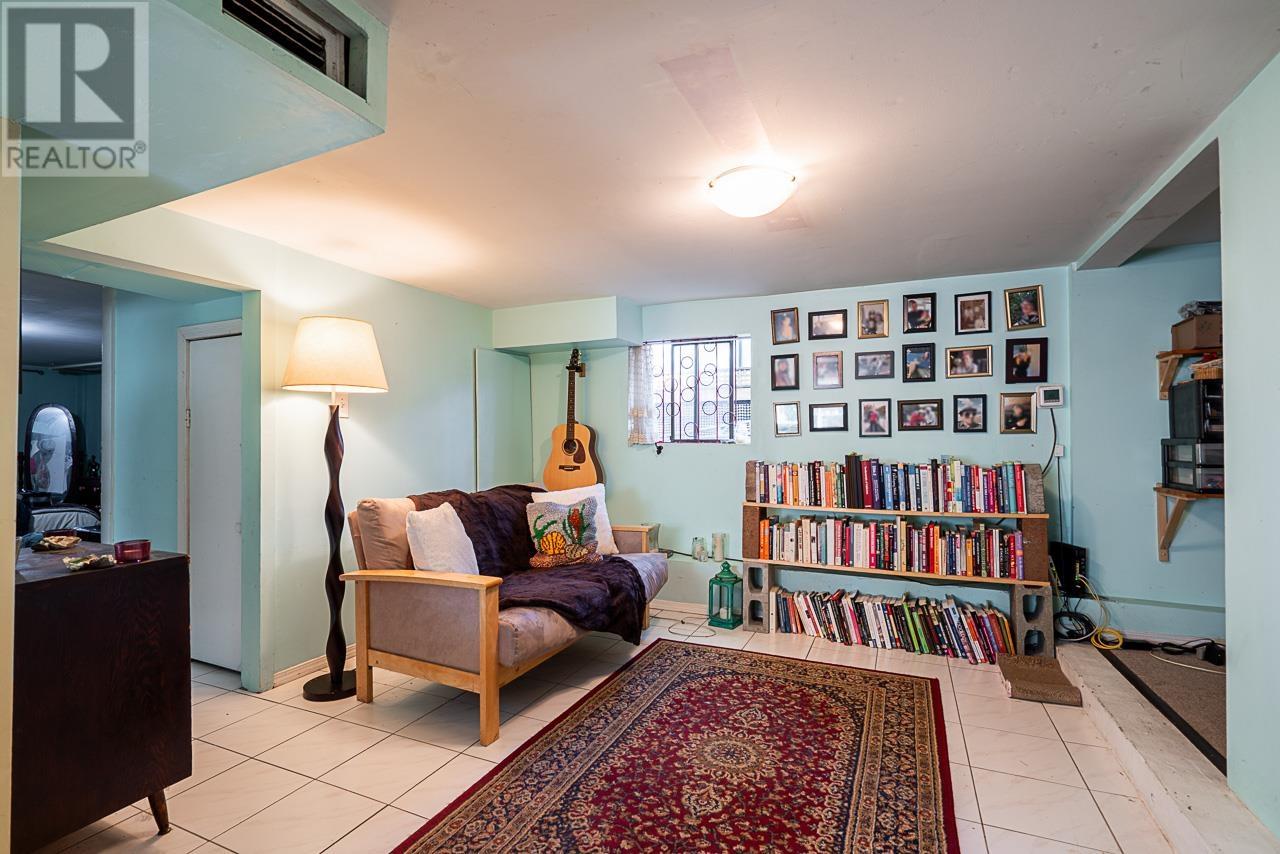 3336 E Georgia Street, Vancouver, British Columbia  V5K 2L4 - Photo 19 - R2978535