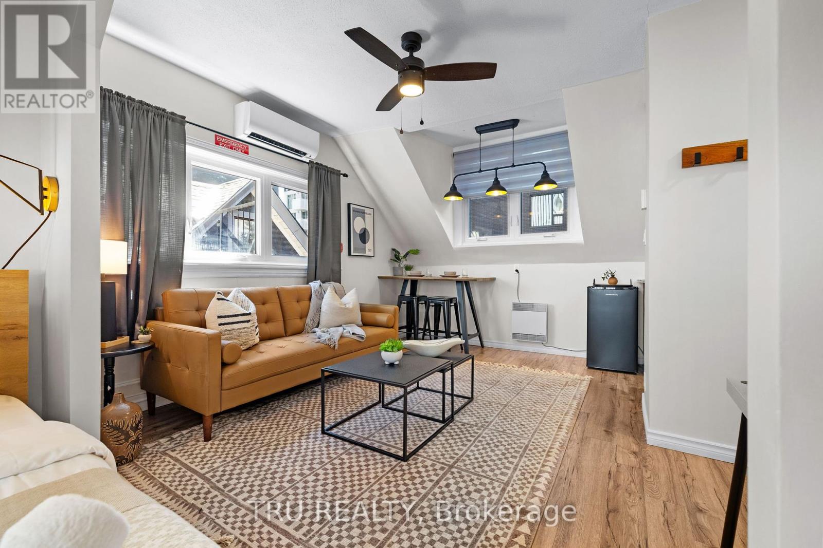 2 - 160 Metcalfe Street, Ottawa, Ontario  K2P 1P2 - Photo 9 - X12033368