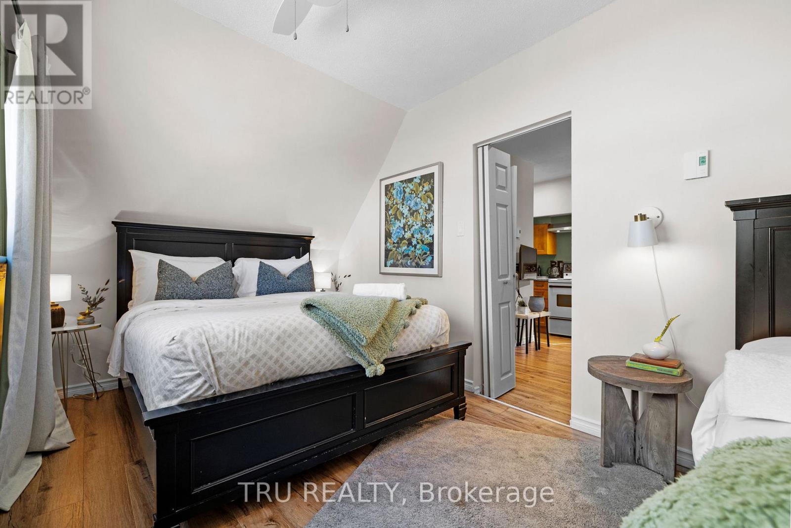 1 - 160 Metcalfe Street, Ottawa, Ontario  K2P 1P2 - Photo 15 - X12033369