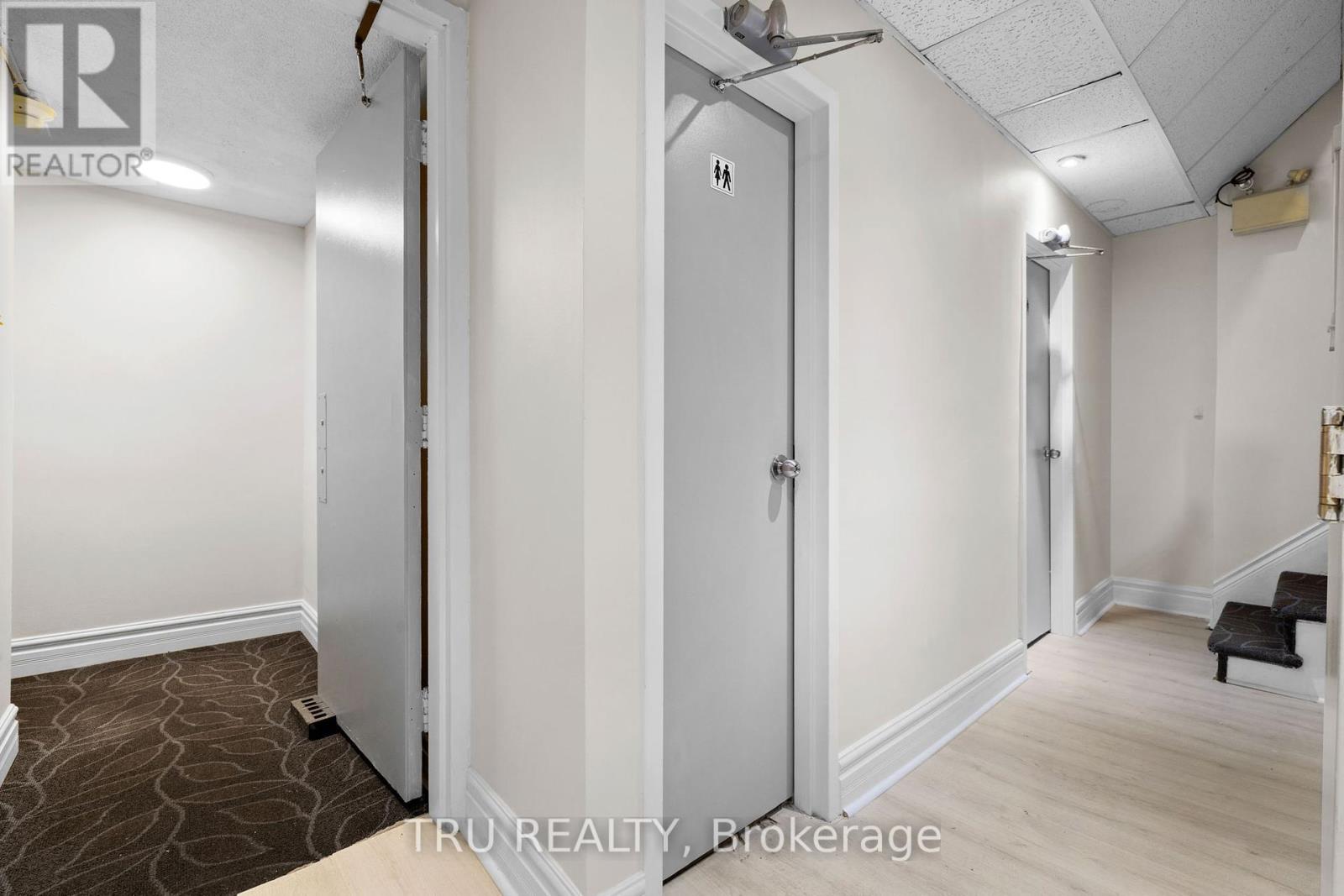 1 - 160 Metcalfe Street, Ottawa, Ontario  K2P 1P2 - Photo 21 - X12033369